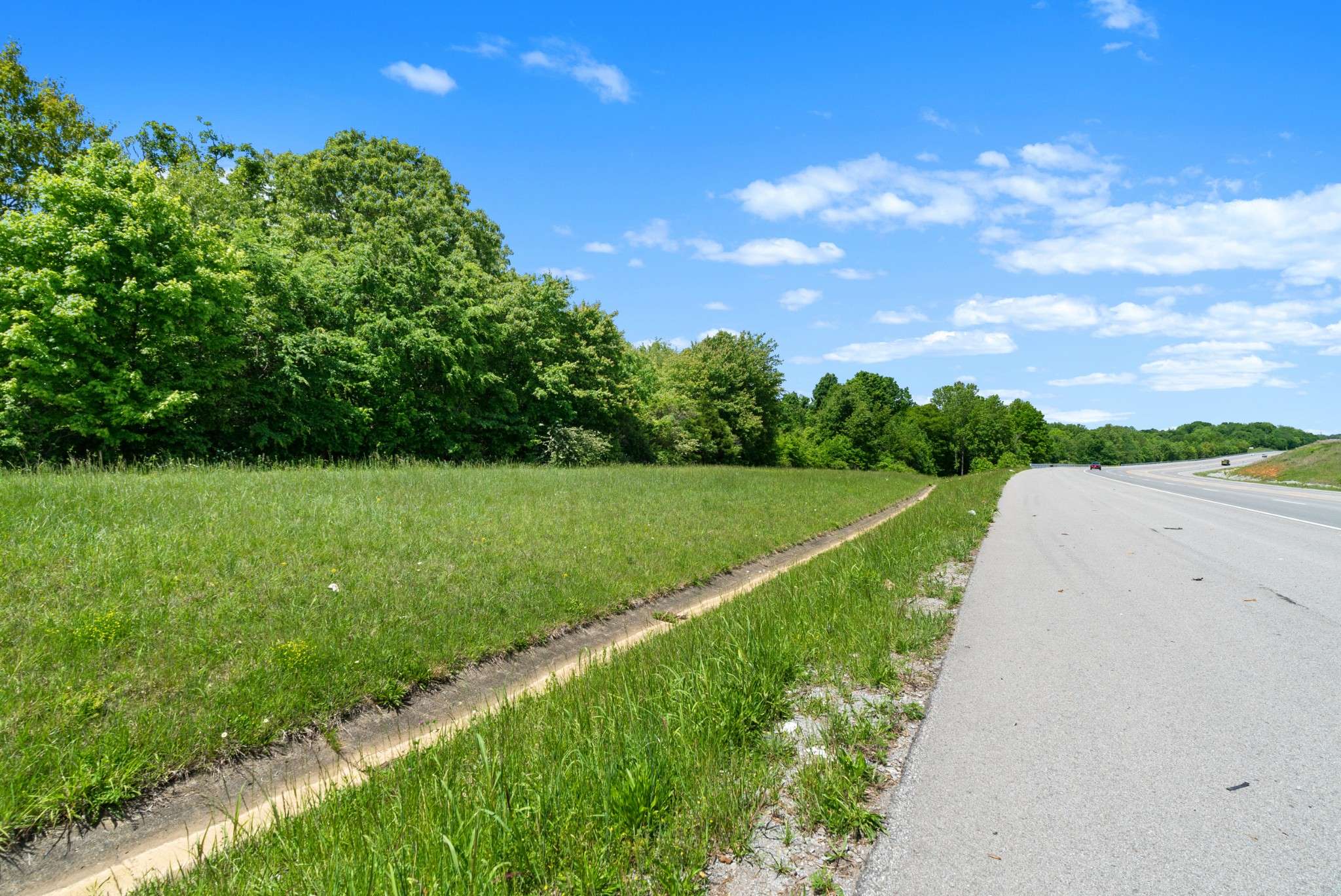 2 Tom Austin Hwy, Springfield, TN 37172