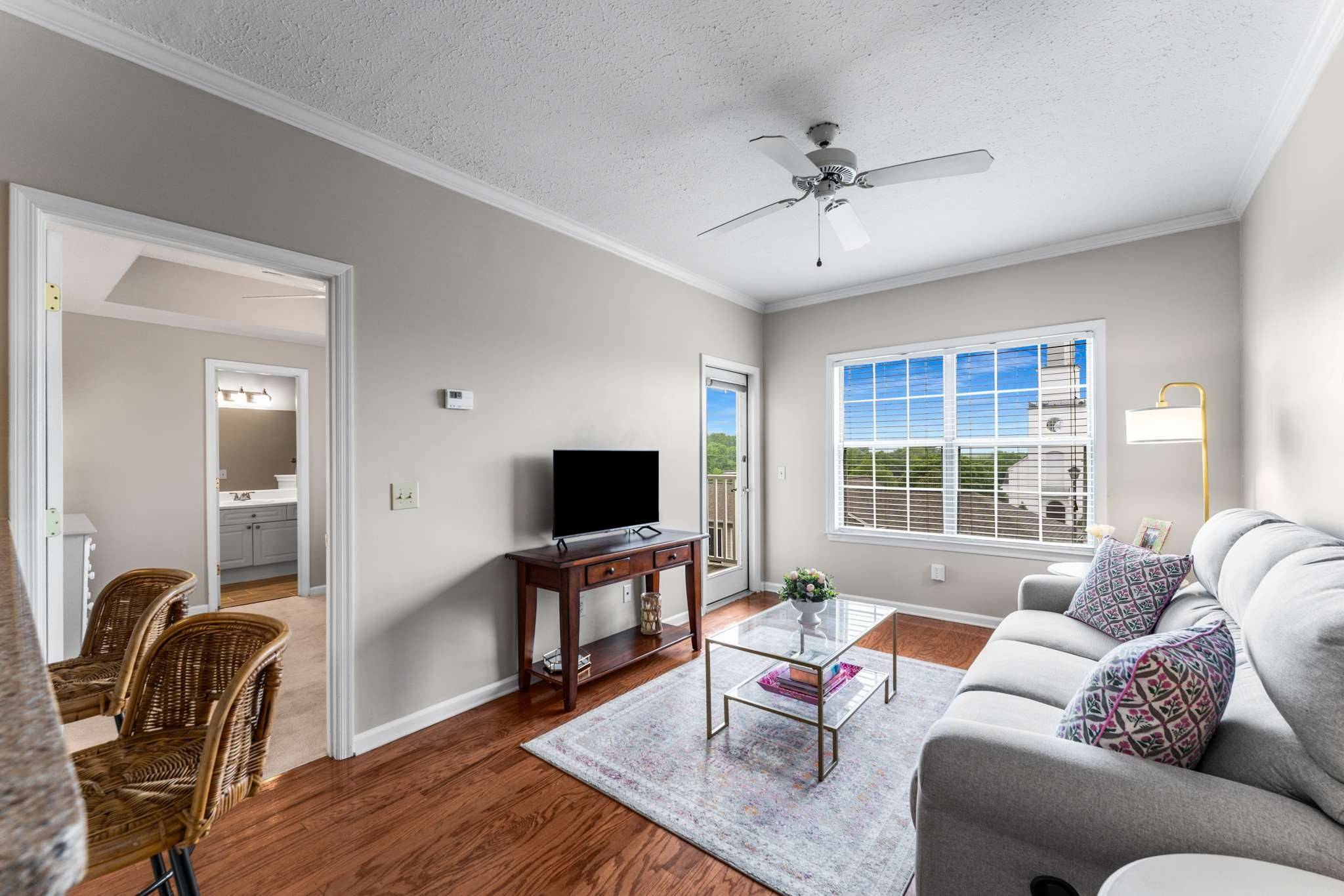 2025 Woodmont Blvd #341, Nashville, TN 37215