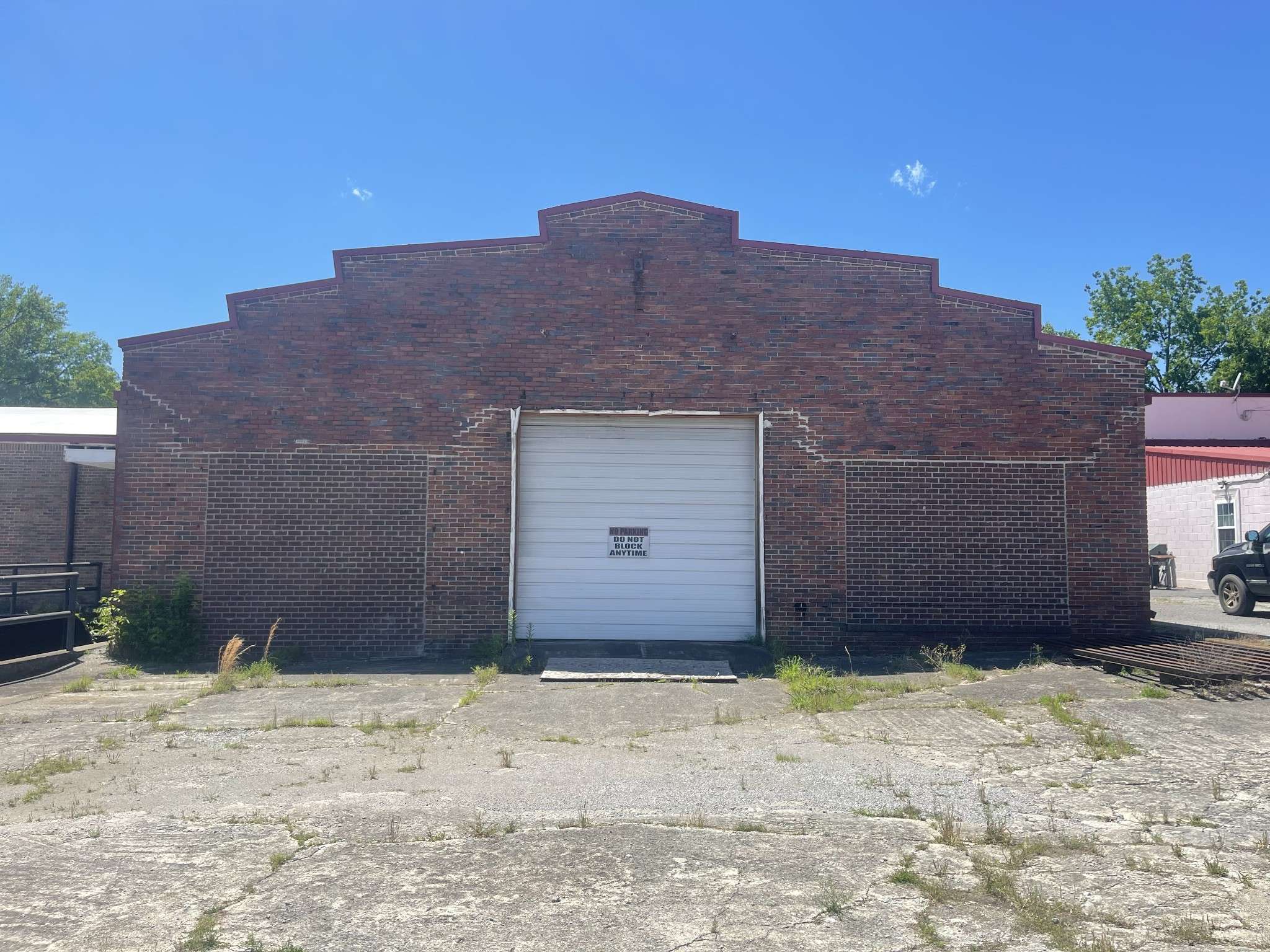 300 2nd Ave #N, Lewisburg, TN 37091