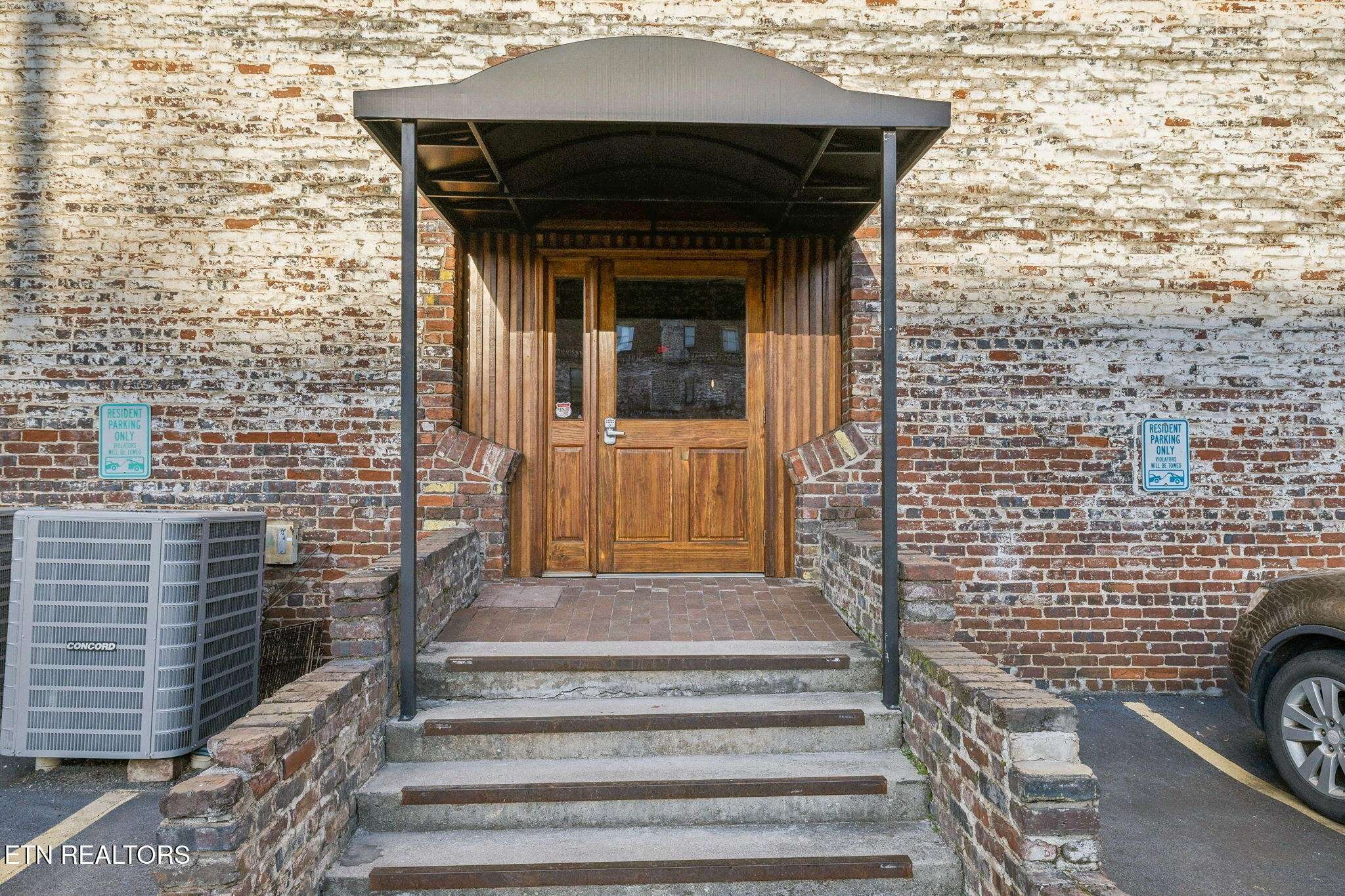 105 W Jackson Ave #1, Knoxville, TN 37902