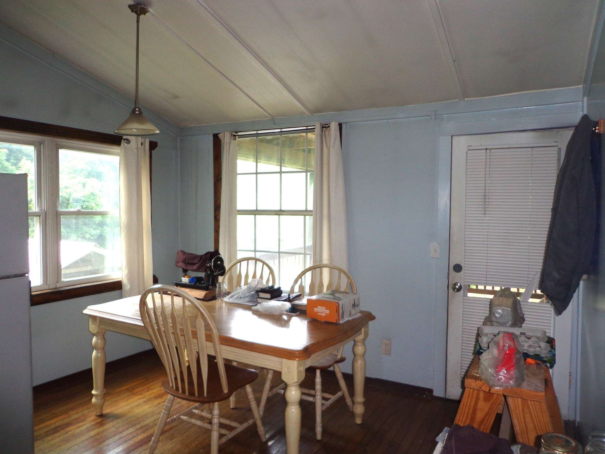 1342 Russell Creek Rd, Lobelville, TN 37097