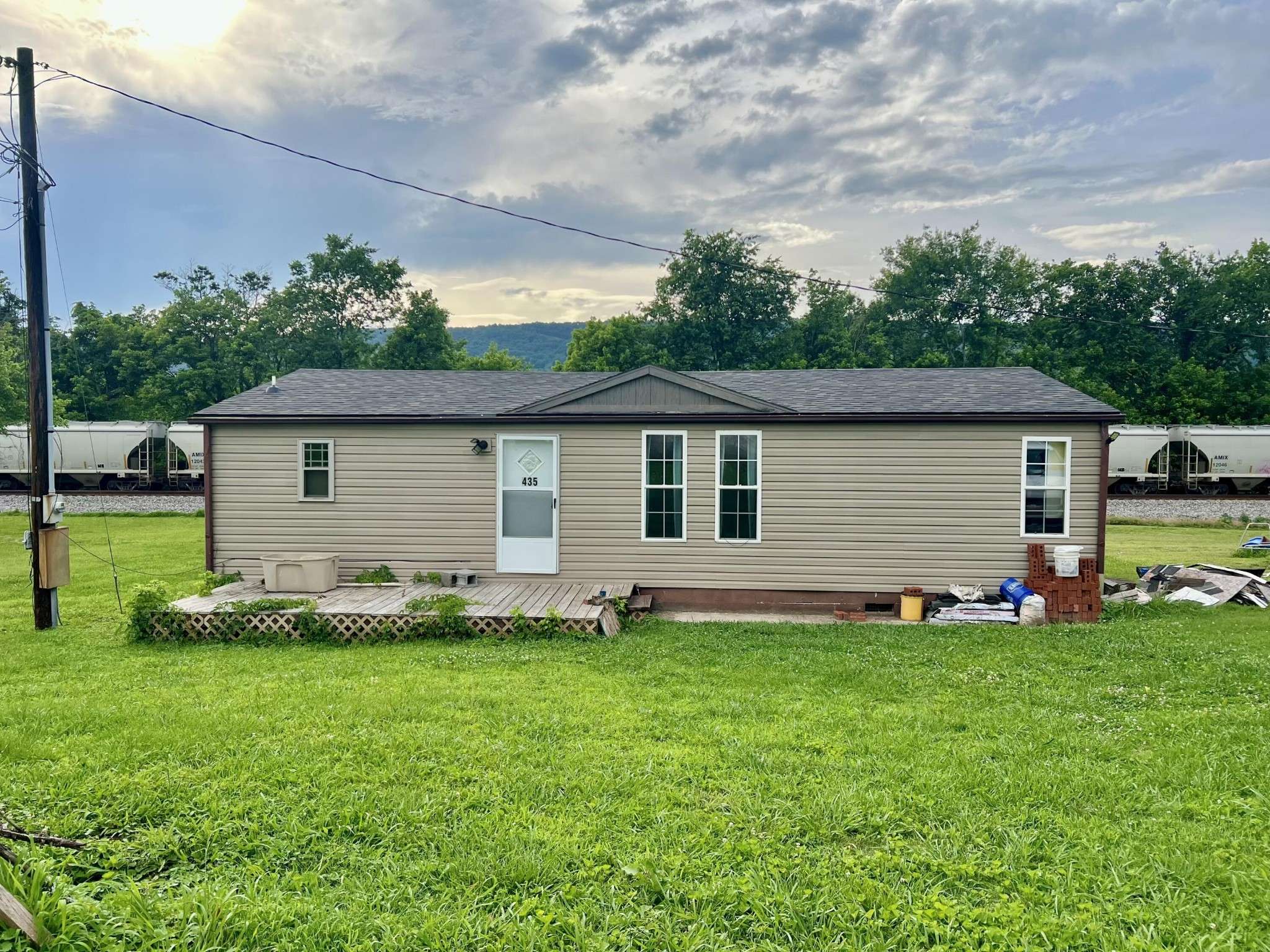 427 Medlin Pike, Evensville, TN 37332