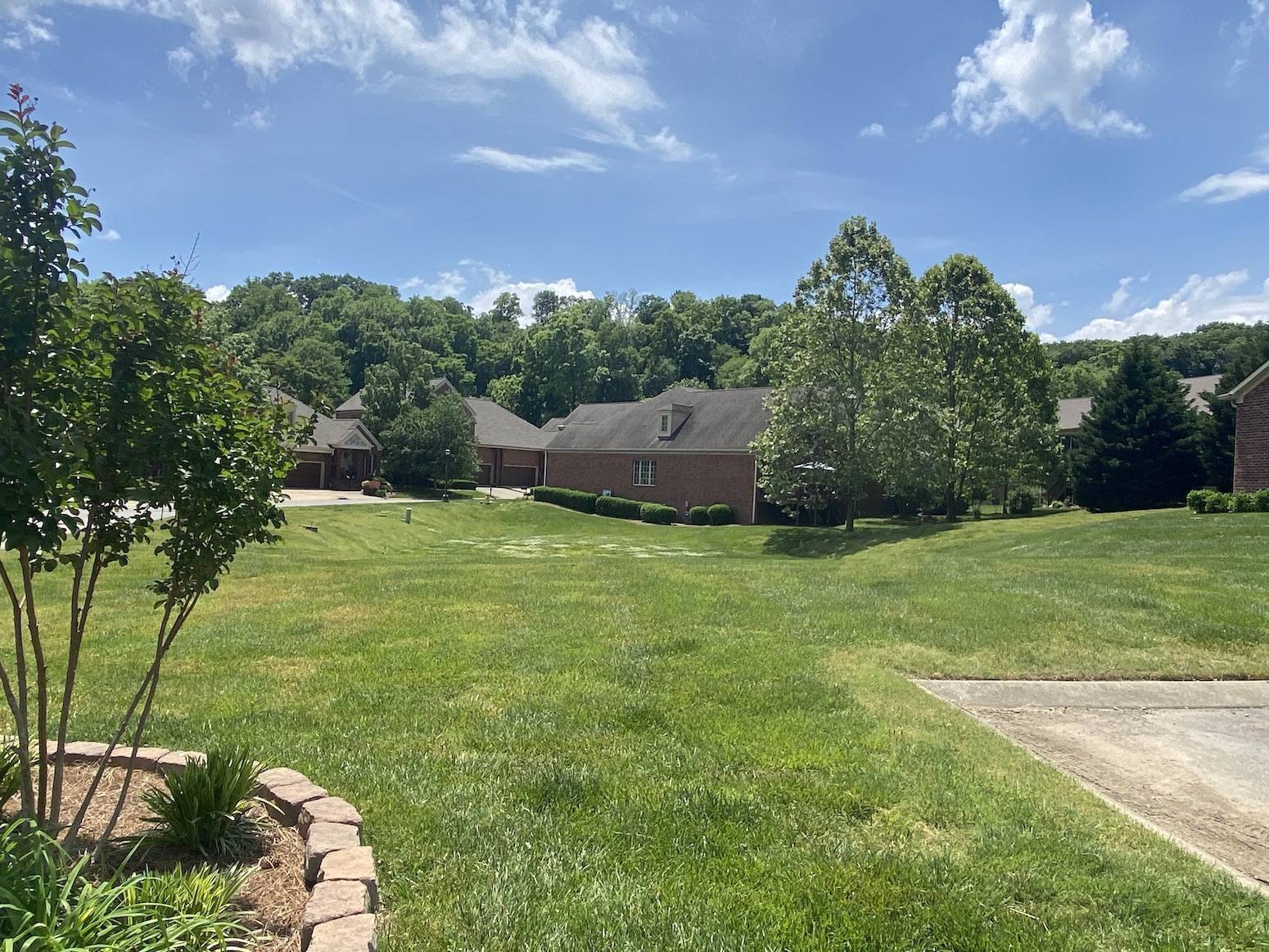 644 Nickolas Dr, Lebanon, TN 37087