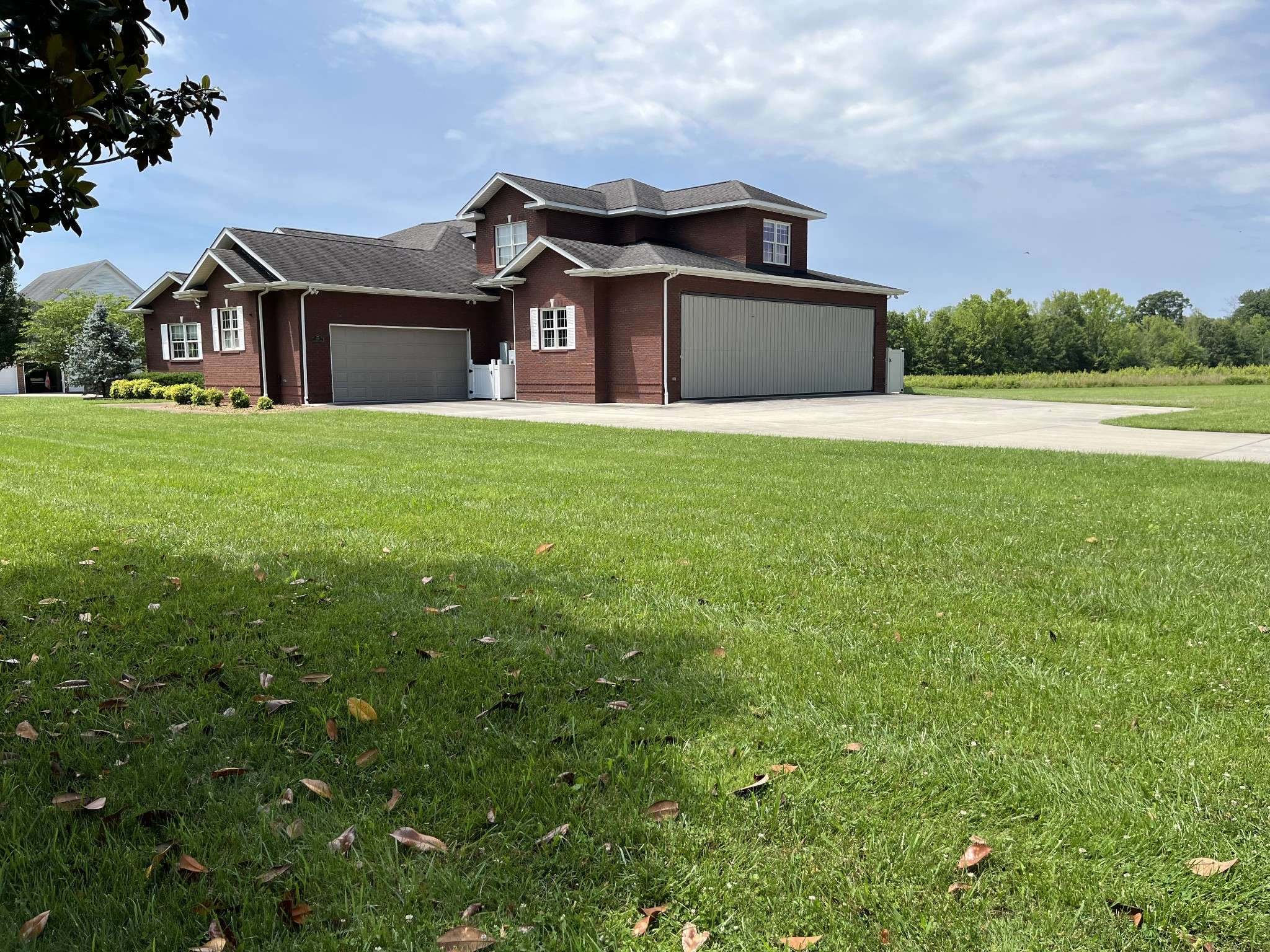 109 Chandelle Dr, Tullahoma, TN 37388