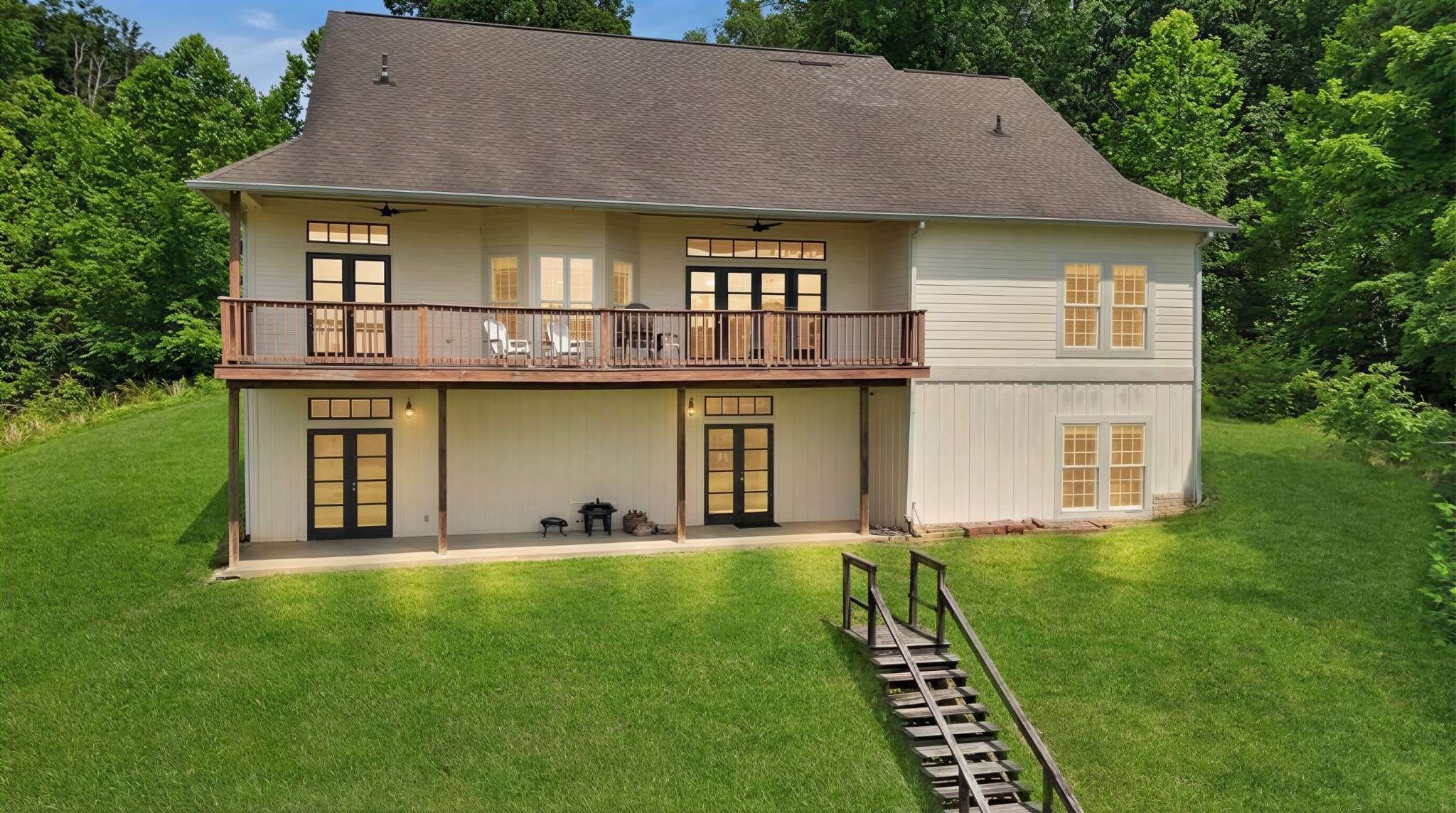 295 Kipling Circle S, Eddyville, KY 42038