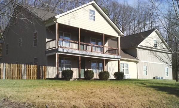124 Hayes Fork Creek Rd, Dover, TN 37058