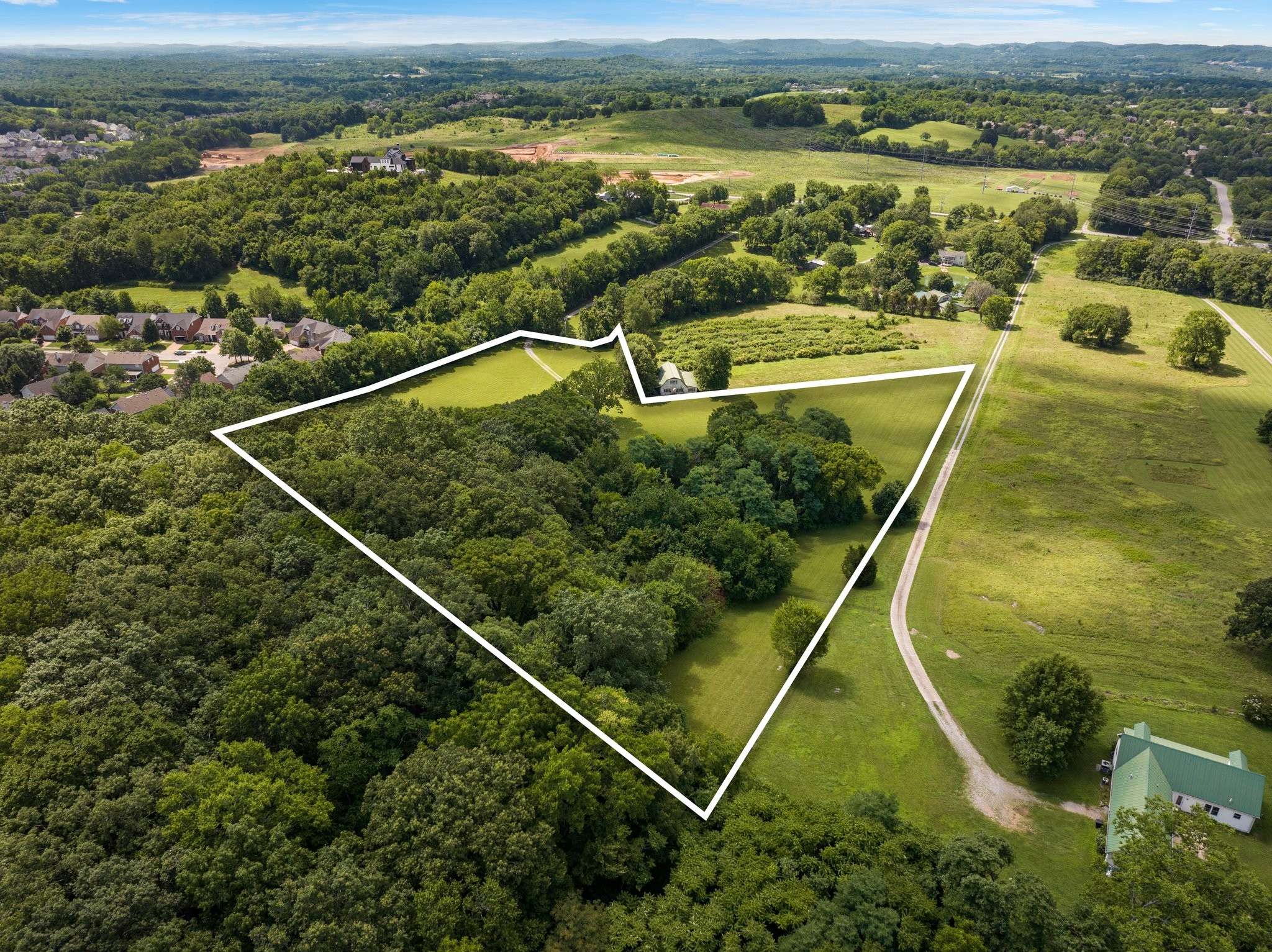 4092 Clovercroft Rd, Franklin, TN 37067