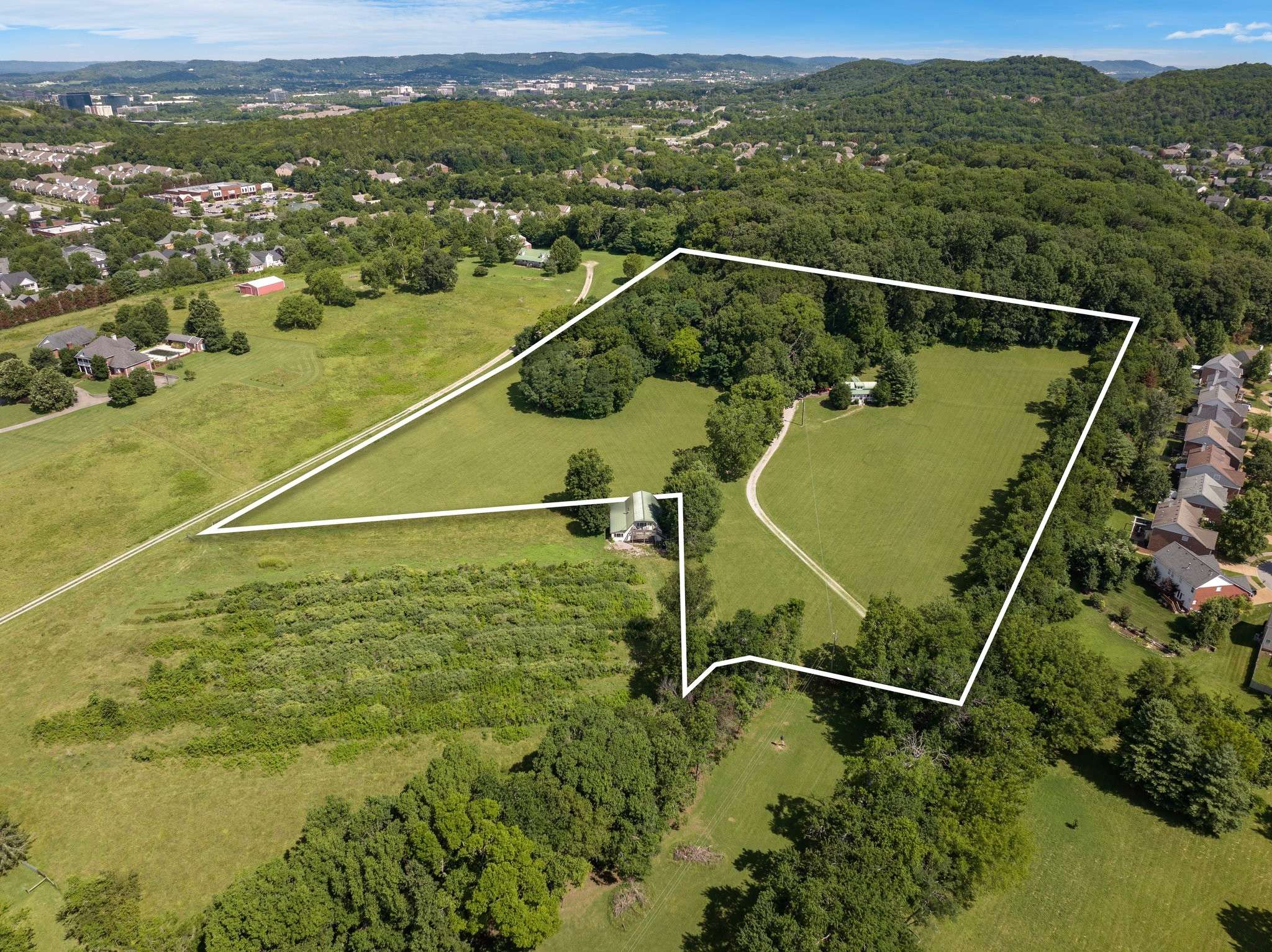 4092 Clovercroft Rd, Franklin, TN 37067