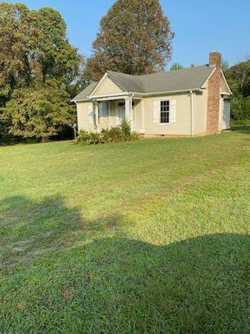 972 Fall River Rd, Goodspring, TN 38460