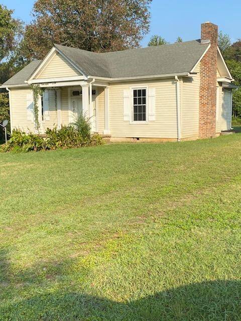 972 Fall River Rd, Goodspring, TN 38460
