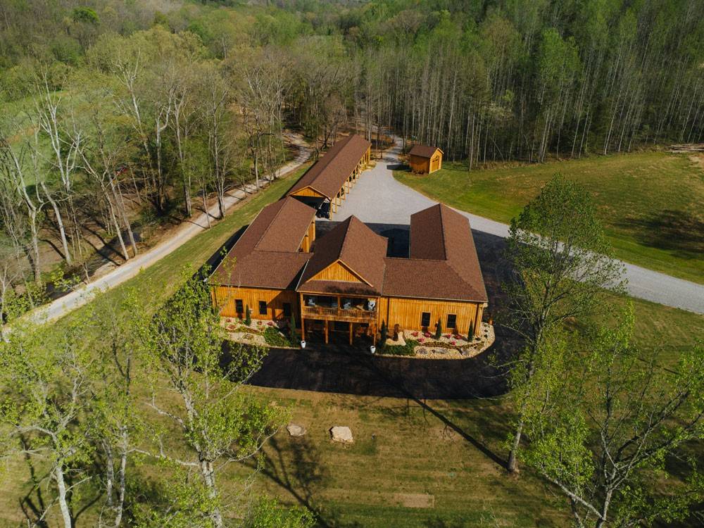 3105 Coy Hill Rd, Olivehill, TN 38475