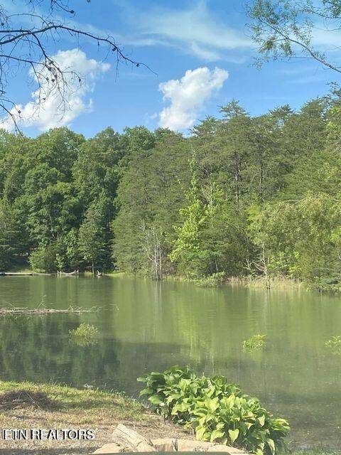 936 Pleasure Rd, Sevierville, TN 37876