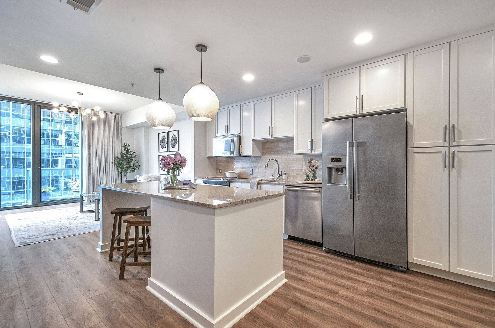 1212 Laurel St #914, Nashville, TN 37203