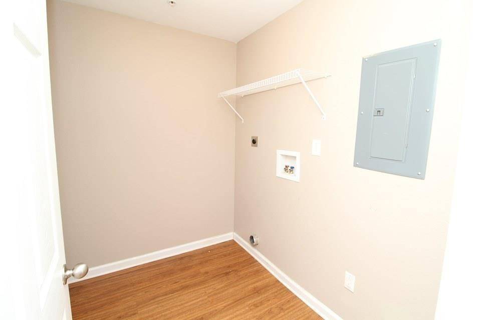 704 Donelson Parkway #A201, Dover, TN 37058