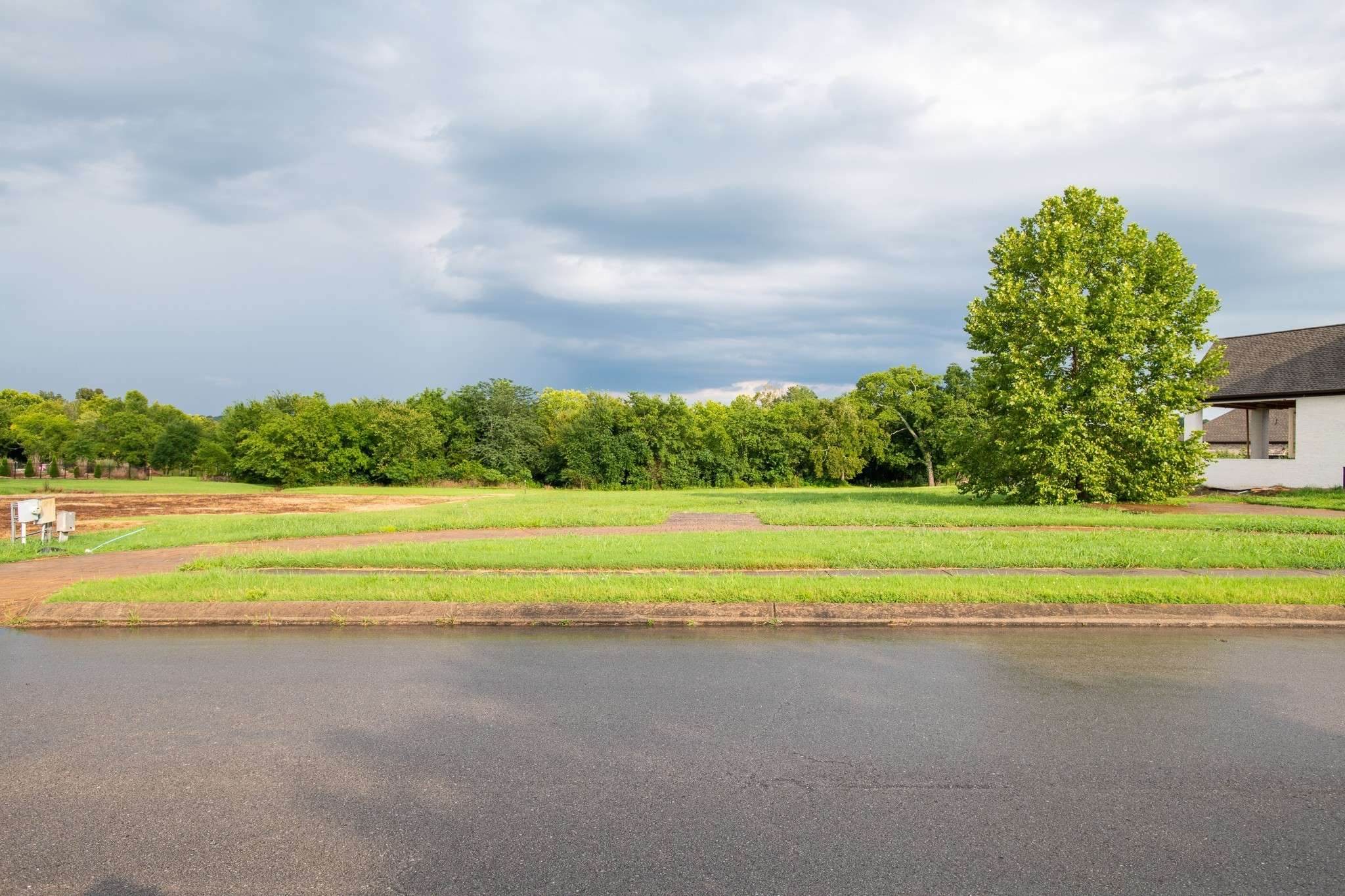 302 Stonebrook Pt, Lebanon, TN 37087