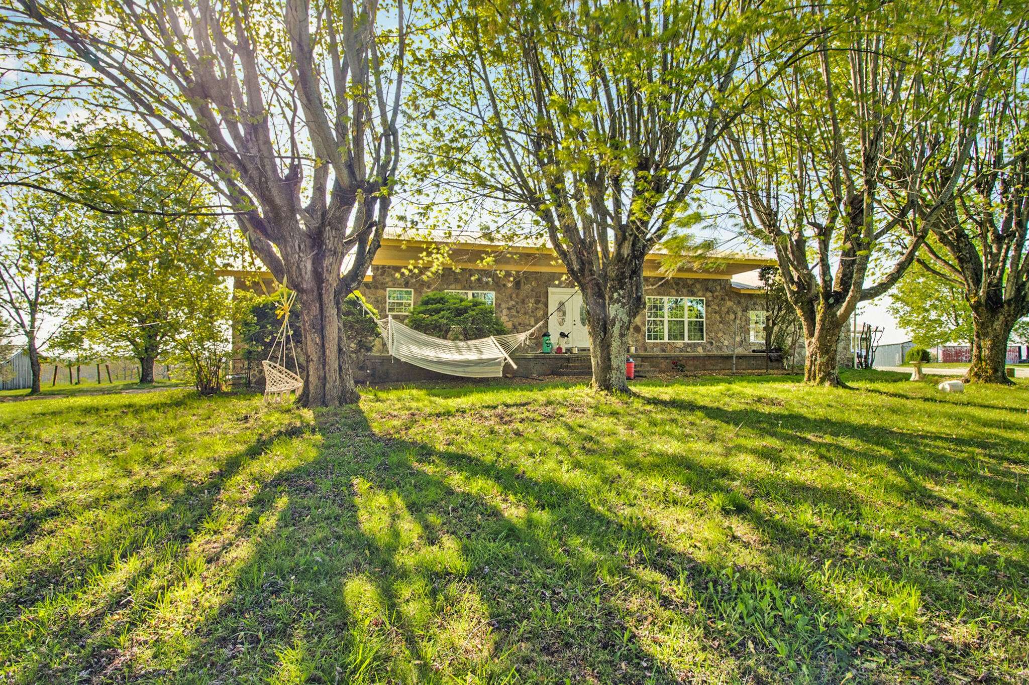 455 Muddy Branch Road, Pikeville, TN 37367