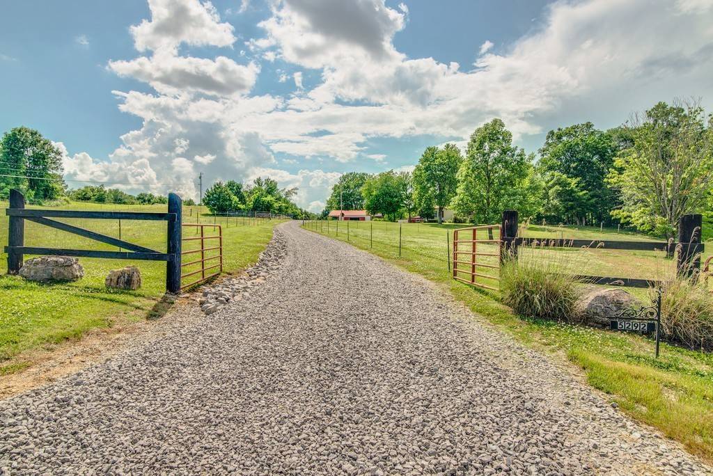 5292 Beckwith Rd, Mount Juliet, TN 37122