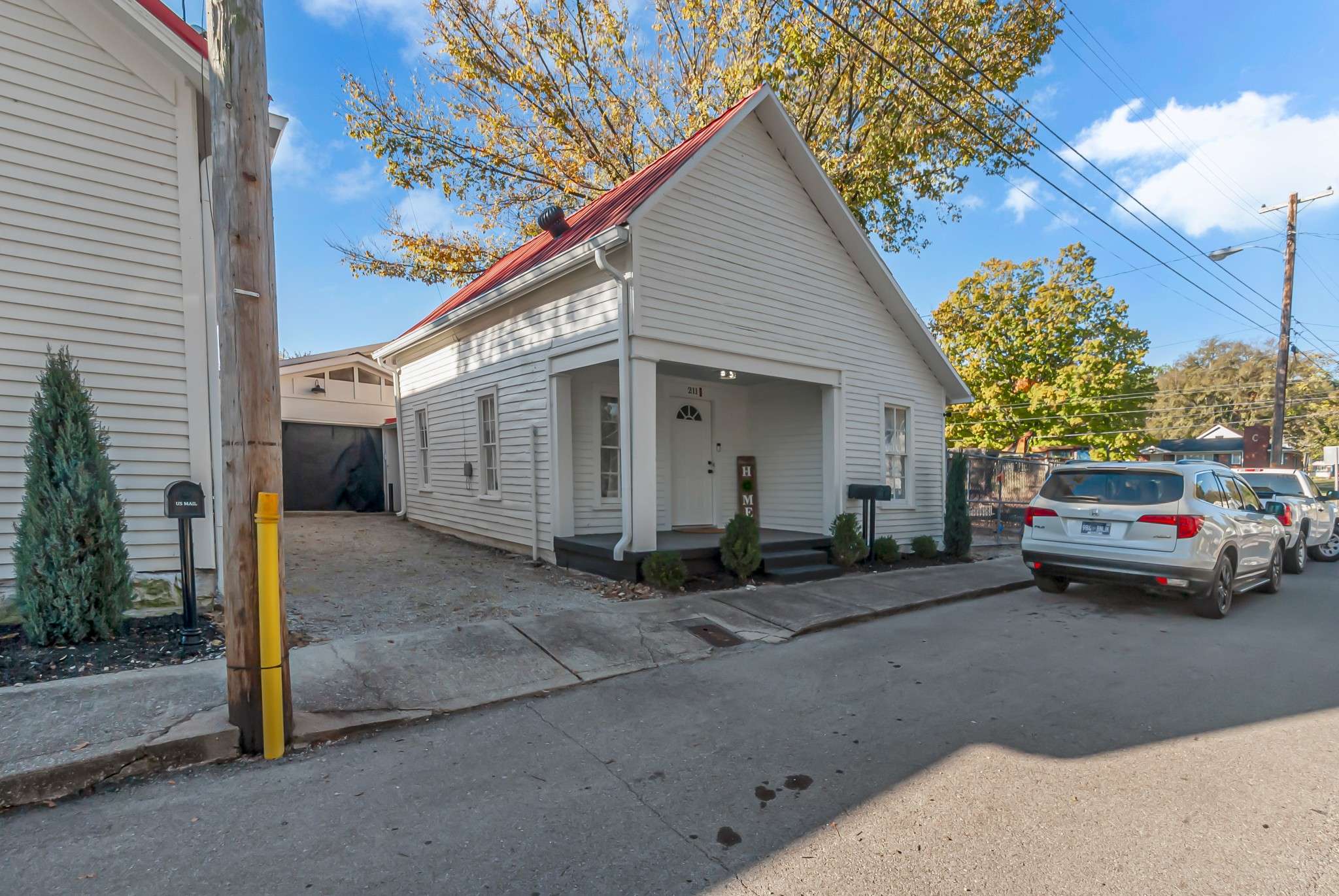 211A W 13th St, Columbia, TN 38401