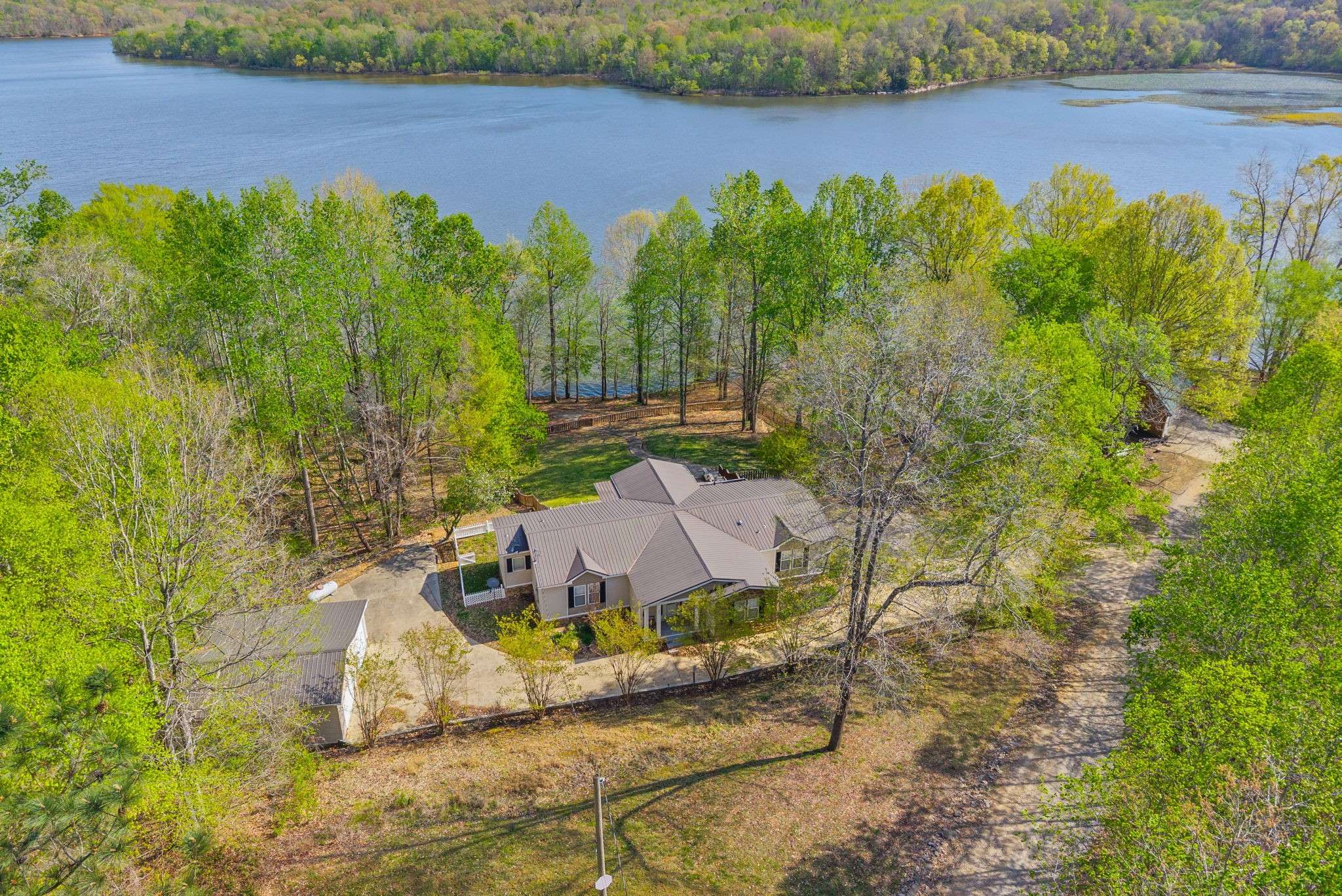 143 Saline Trail, Dover, TN 37058