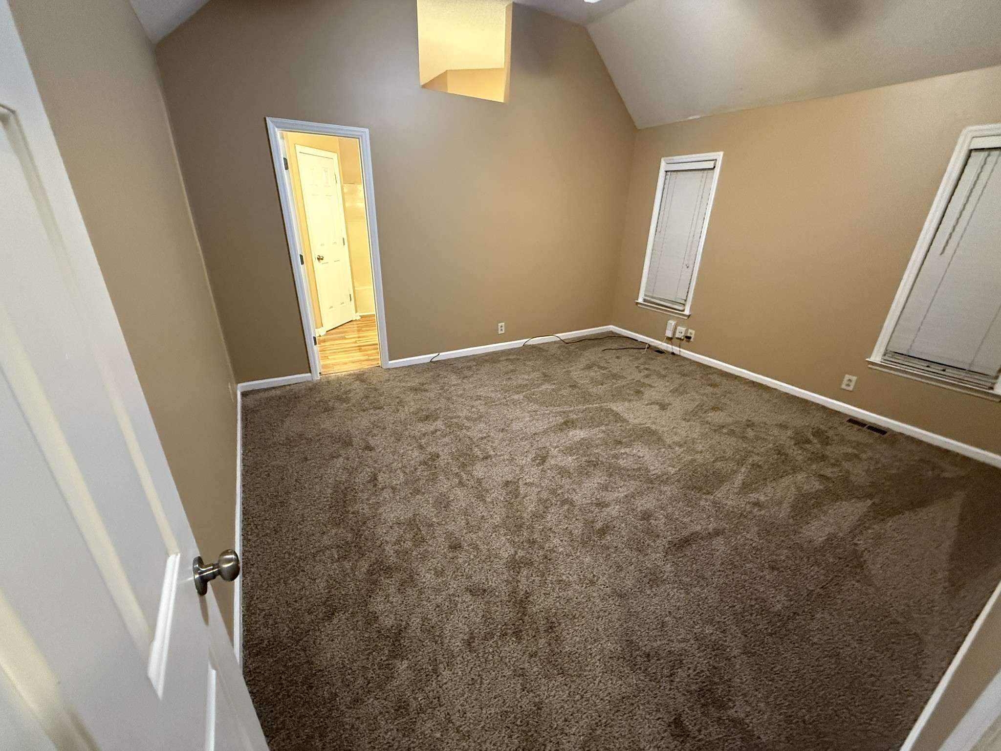 1103 Victoria Dr, Murfreesboro, TN 37129