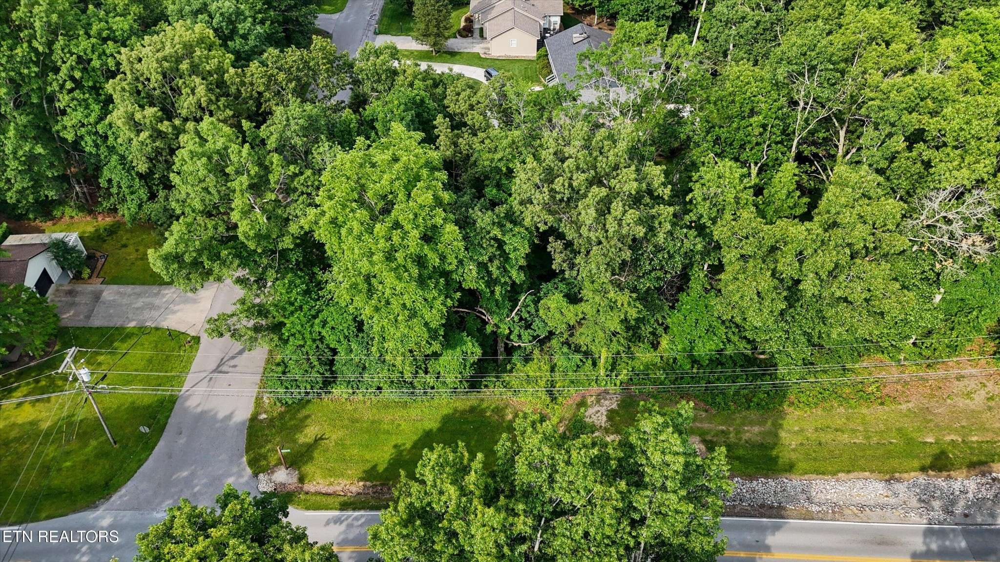 120 Lakeview Drive, Crossville, TN 38558
