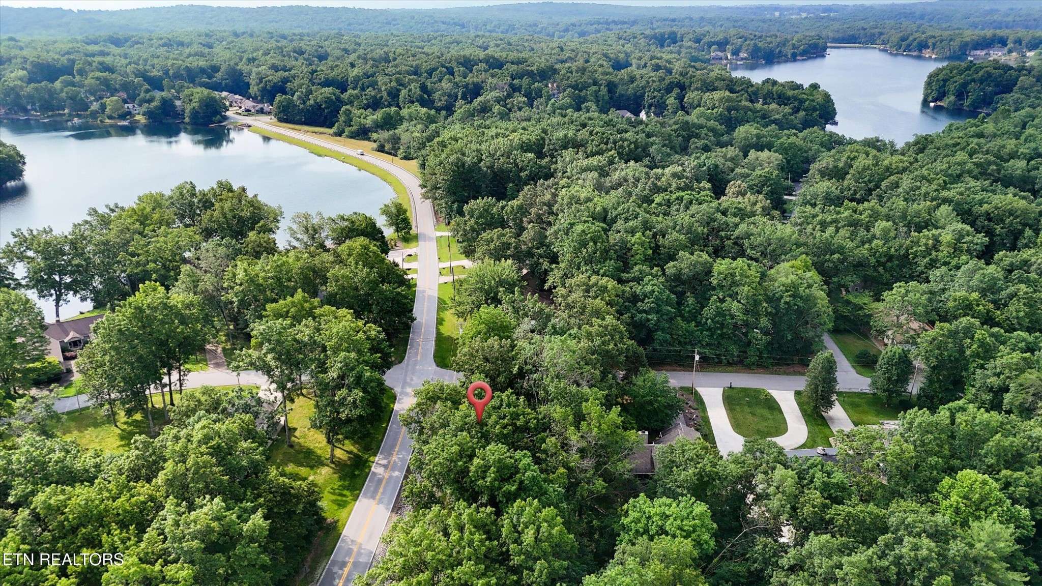 120 Lakeview Drive, Crossville, TN 38558