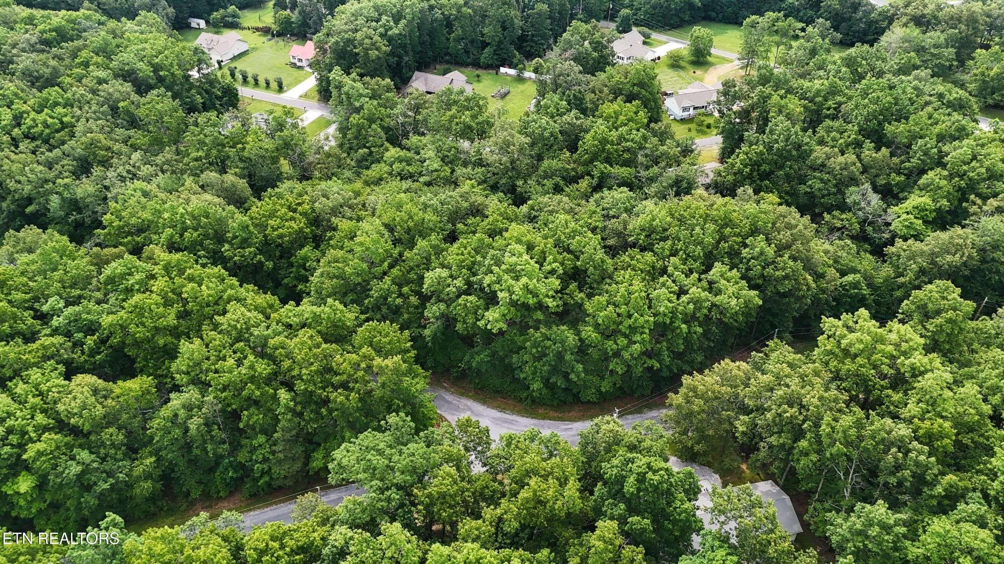 40024004 Desoto Drive, Crossville, TN 38572