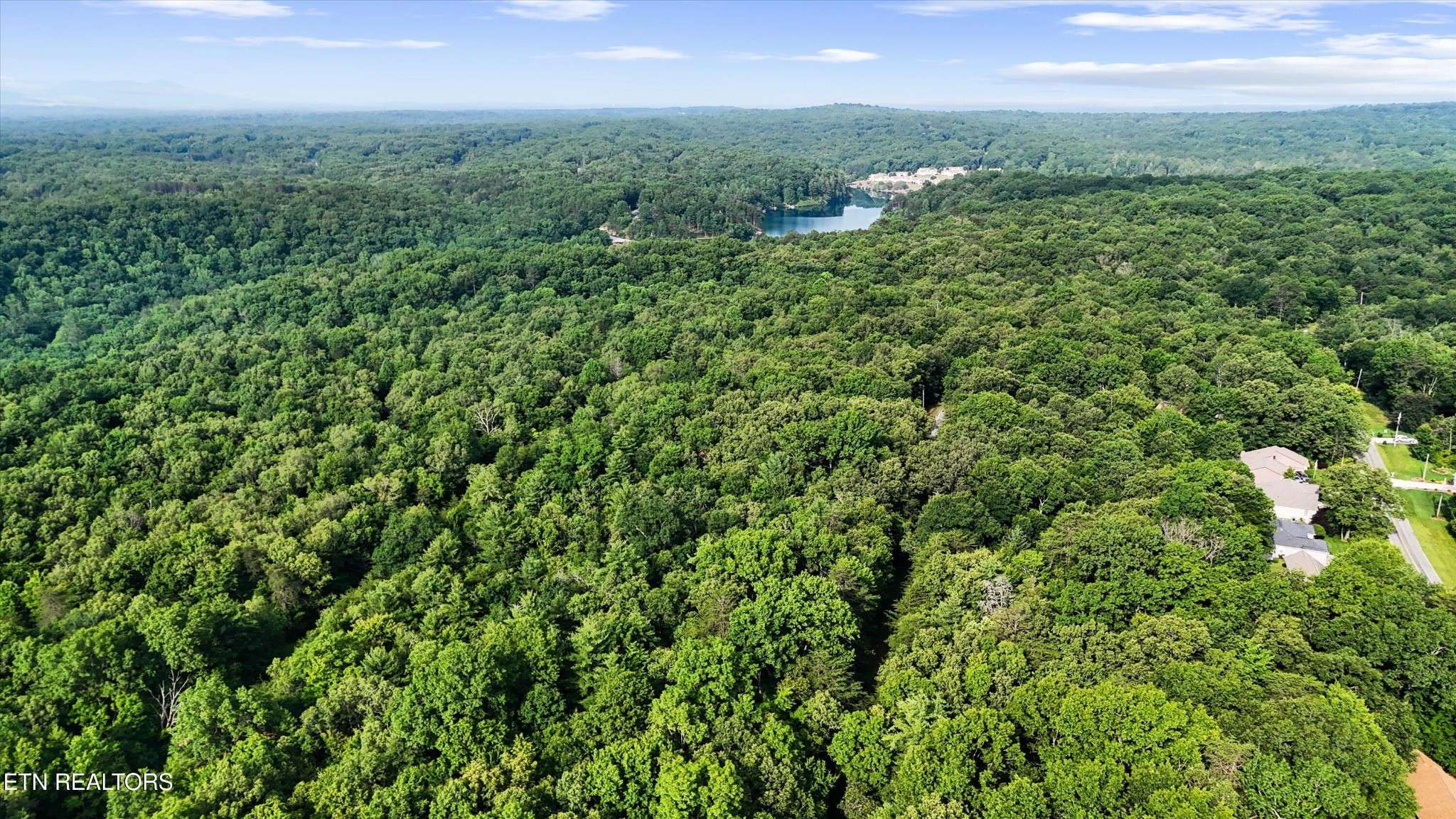122 Banbury Lane, Crossville, TN 38558