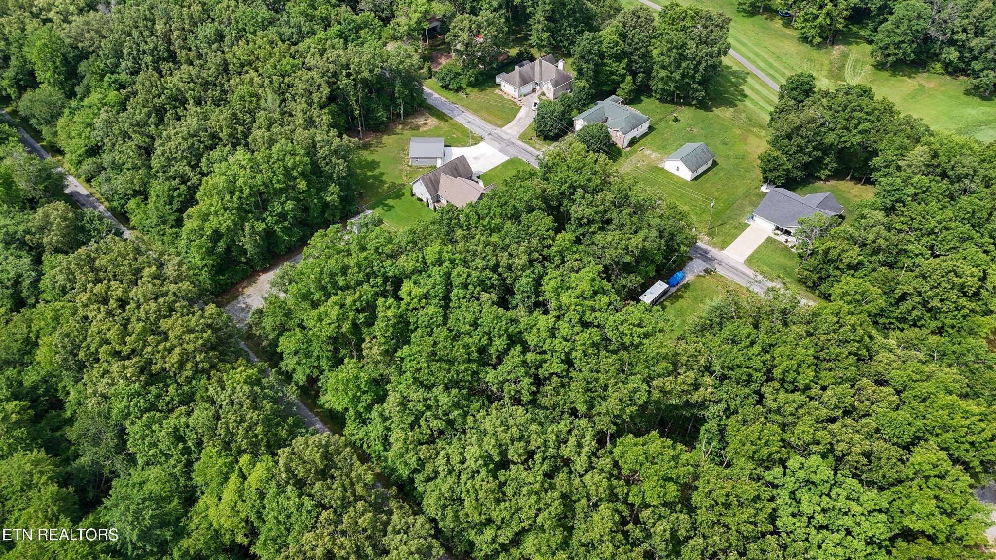 5034 Kolo Drive, Crossville, TN 38572