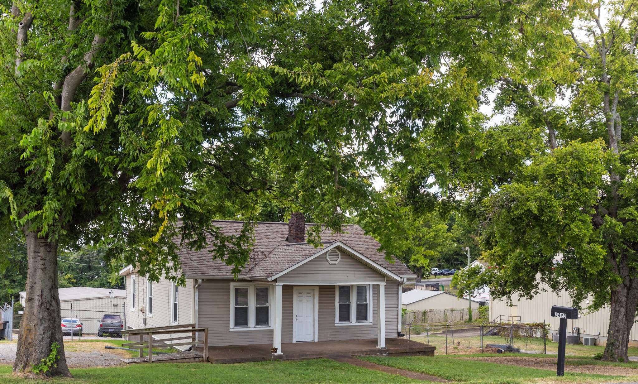 2423 Eugenia Ave, Nashville, TN 37211
