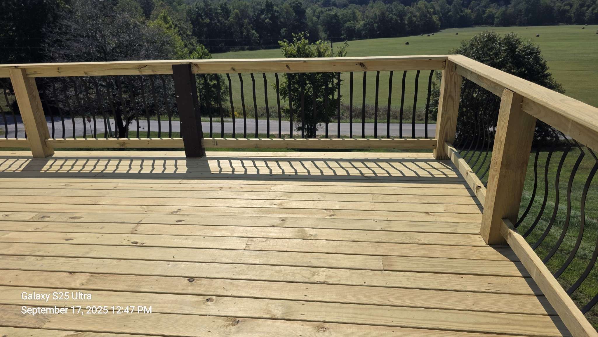 37 Lakeview Dr, Summertown, TN 38483