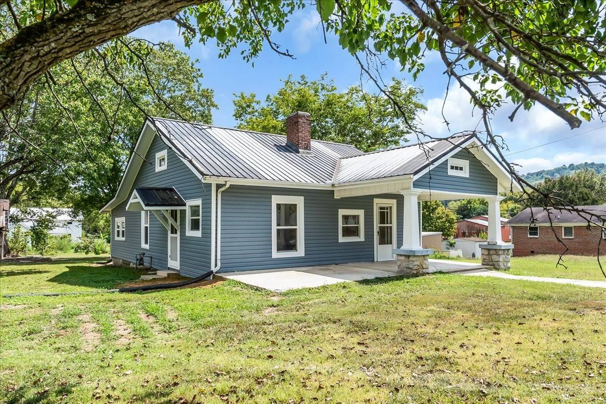 104 Locust St, Liberty, TN 37095