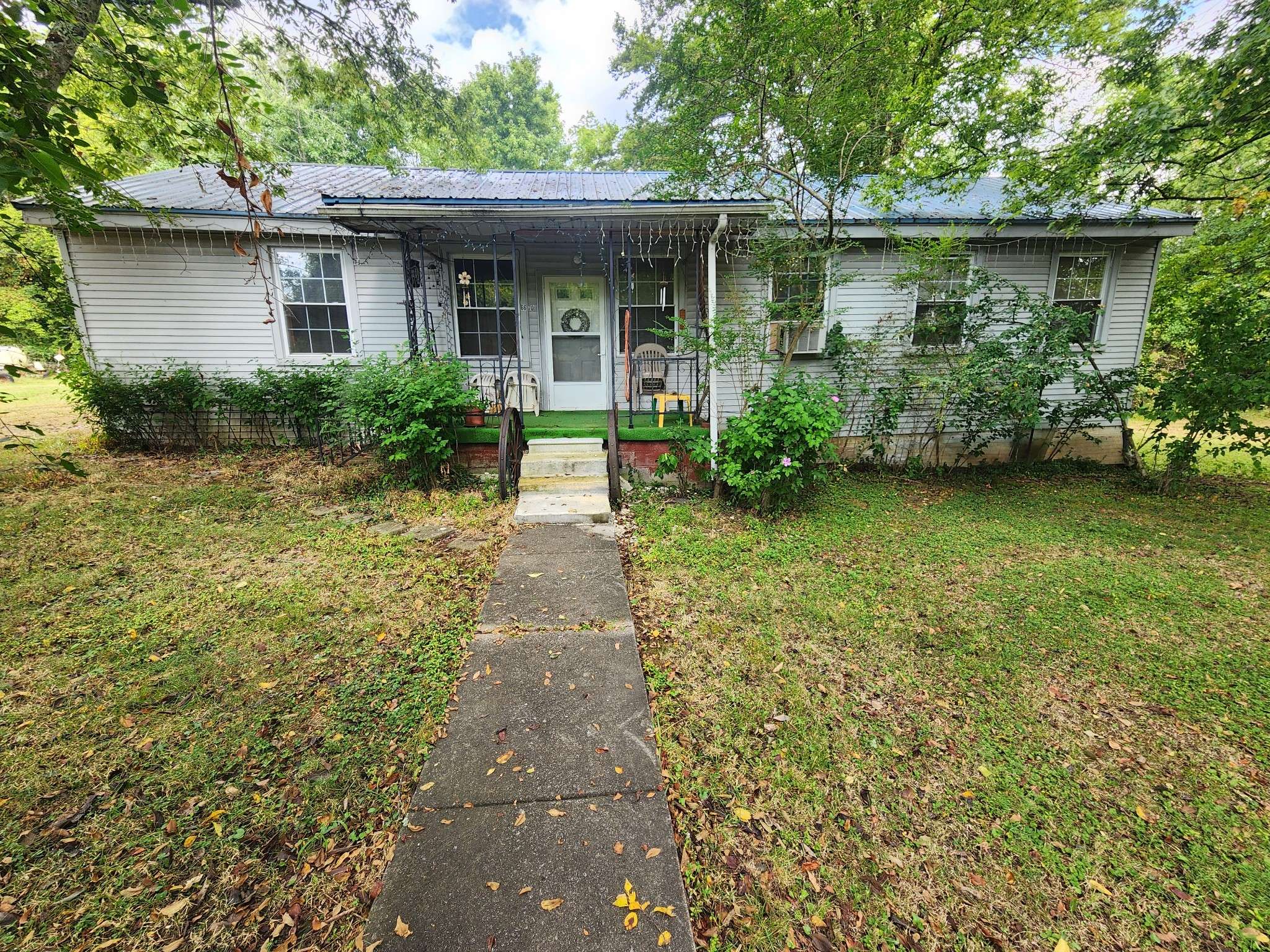 6670 Newstead Rd, Hopkinsville, KY 42240