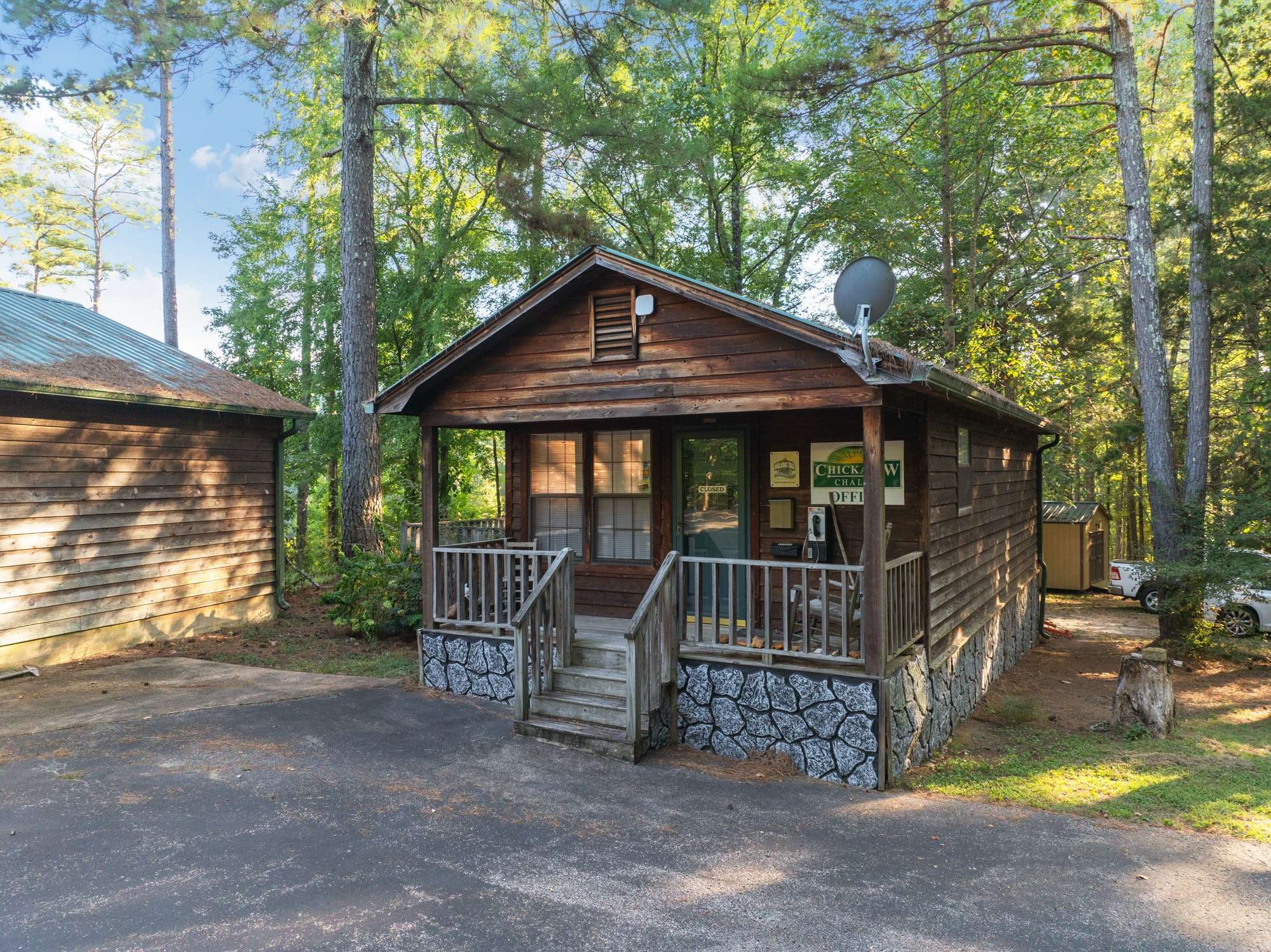 115 Chalet Ln, Henderson, TN 38340