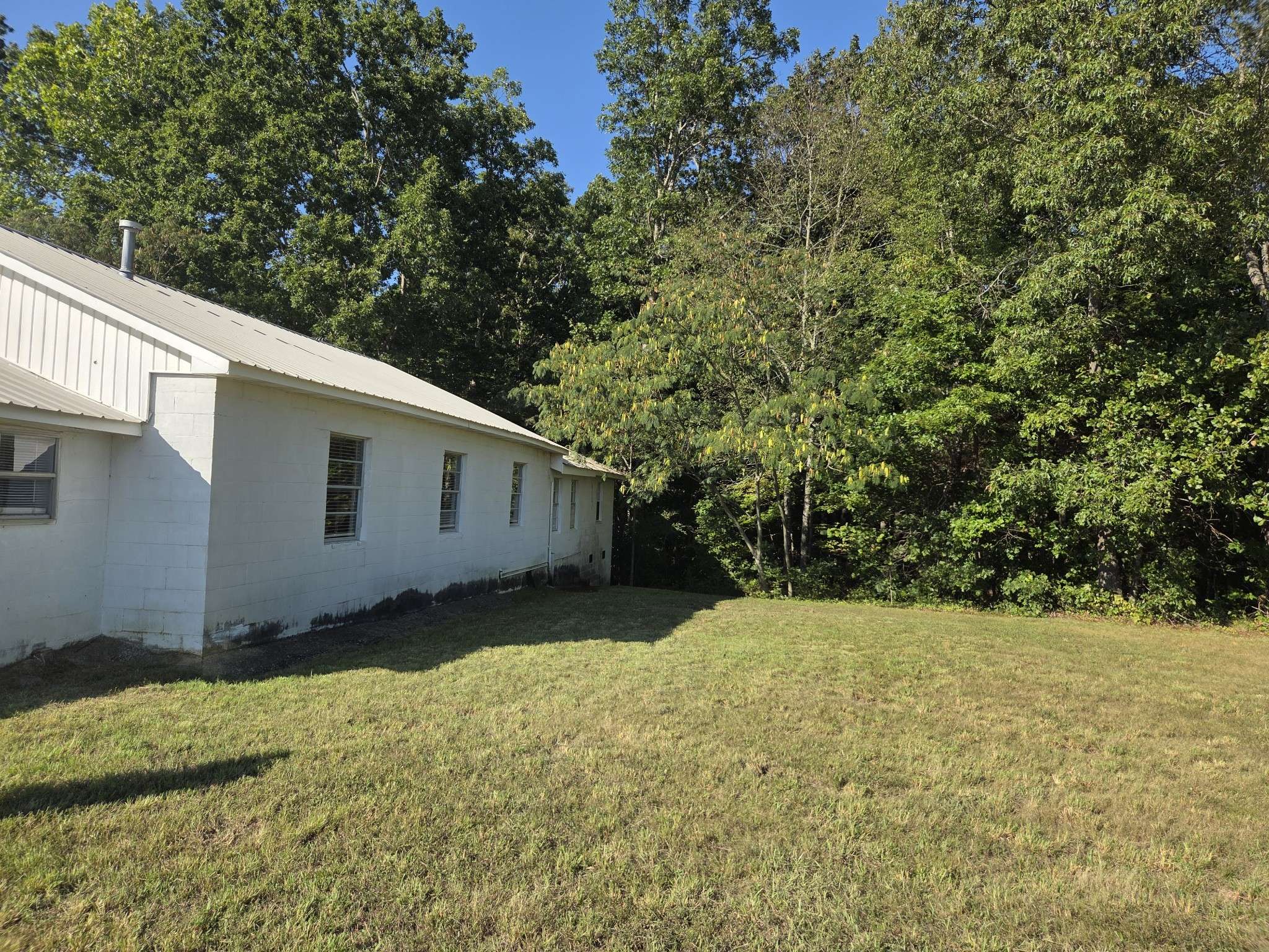 1540 Linden Hwy, Hohenwald, TN 38462