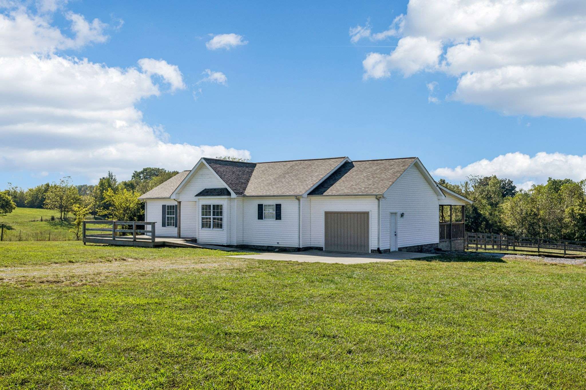 3978 Bilbrey Dr, White House, TN 37188