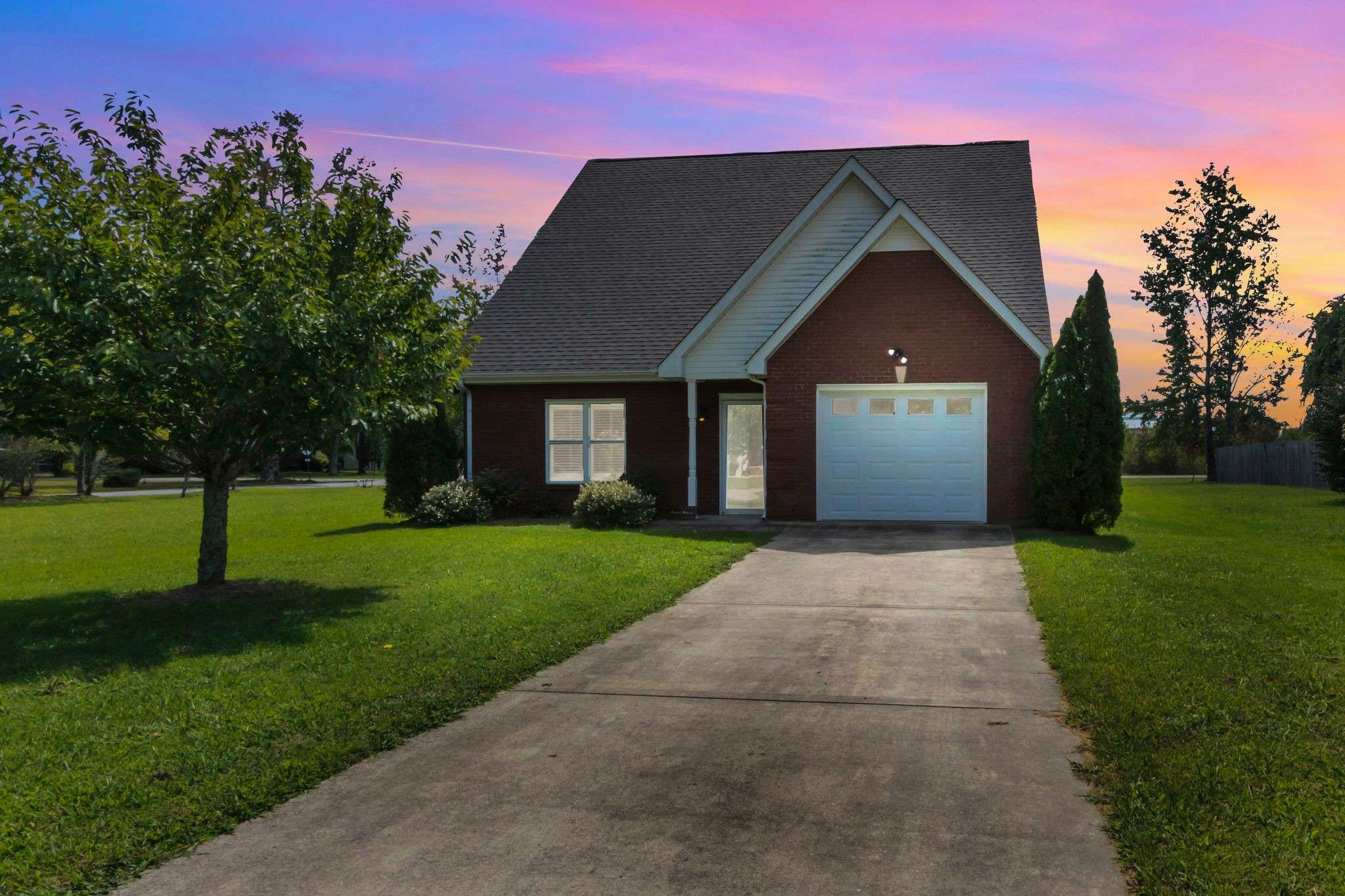 520 Lautzenheiser Pl, Monteagle, TN 37356
