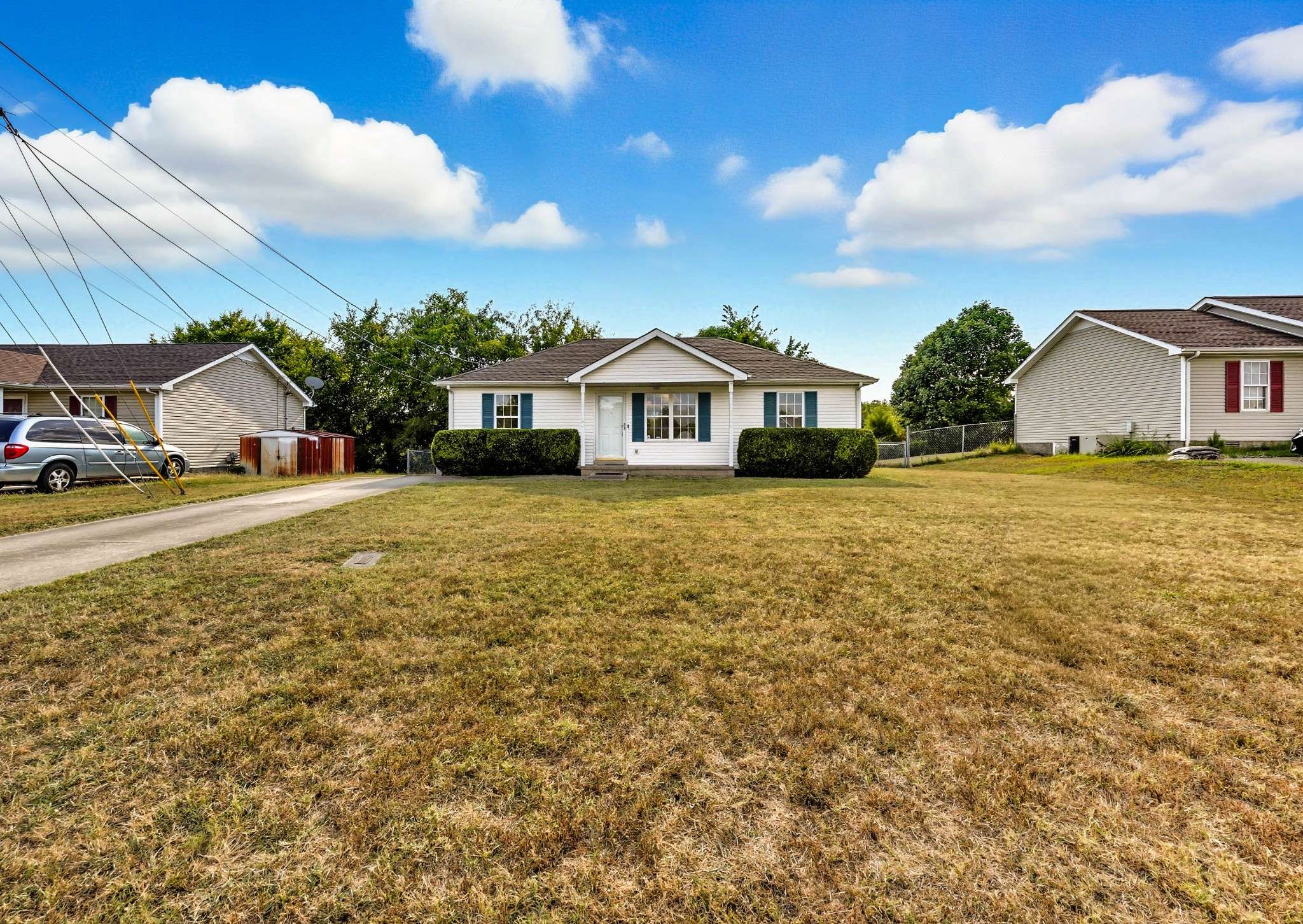 1002 Winesap Rd, Clarksville, TN 37040