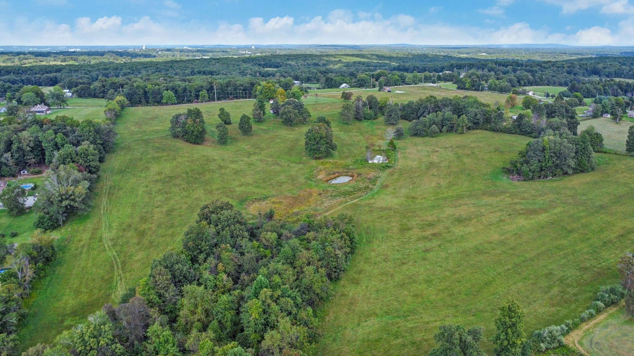 1386 Pigeon Ridge Rd, Crossville, TN 38555