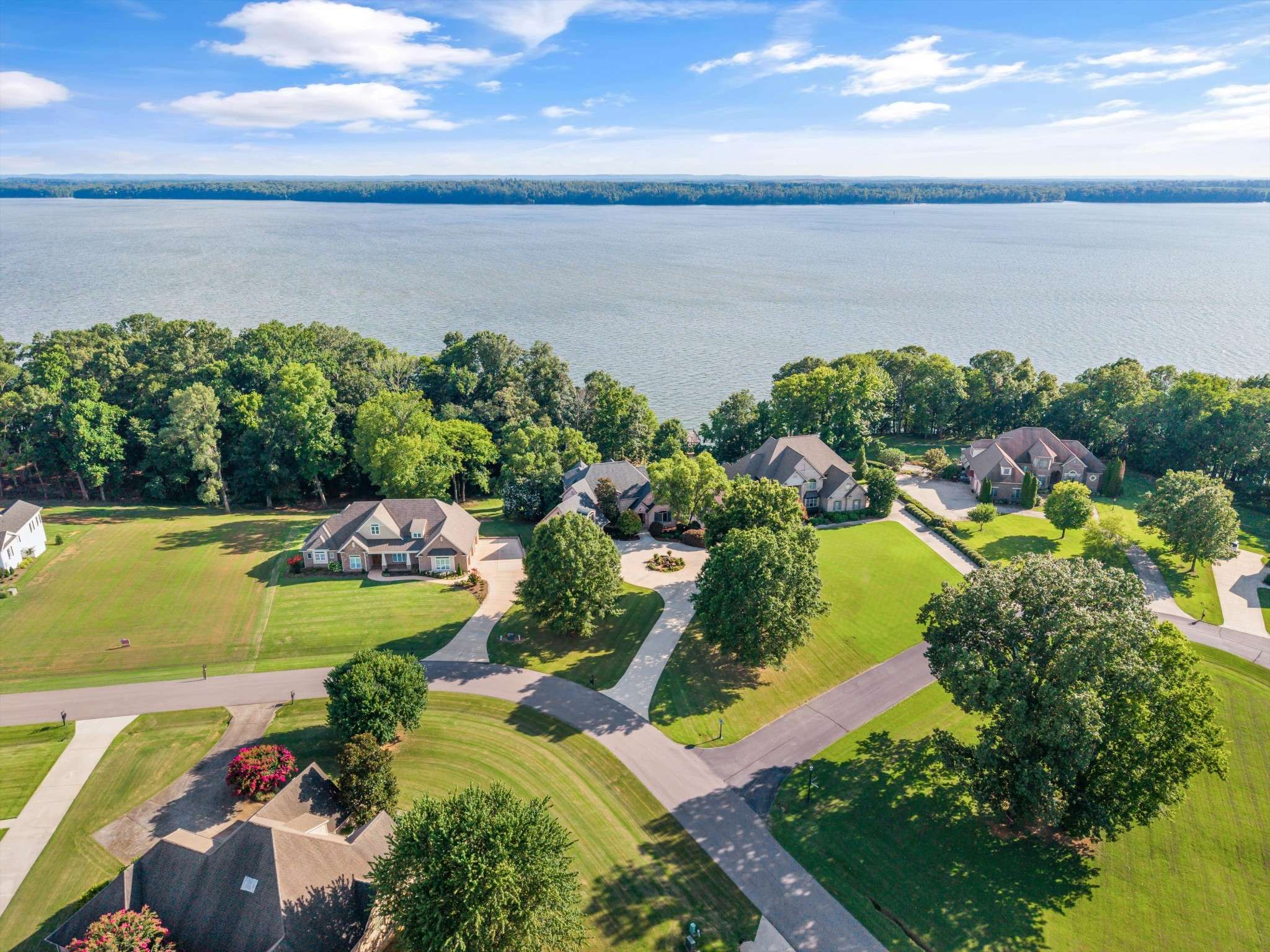 12955 Saint Andrew Dr, Athens, AL 35611