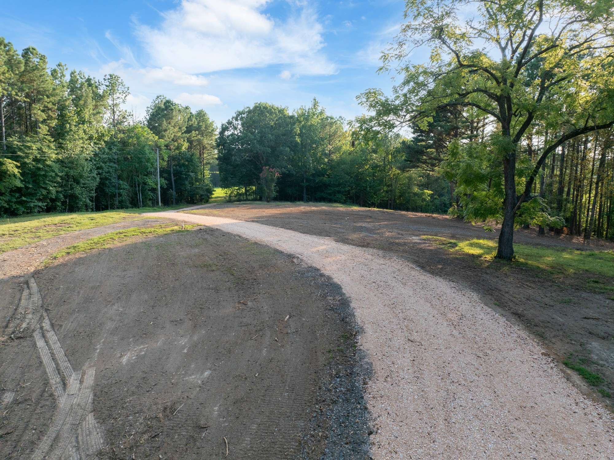 890 Kyle Rd, Huntingdon, TN 38344