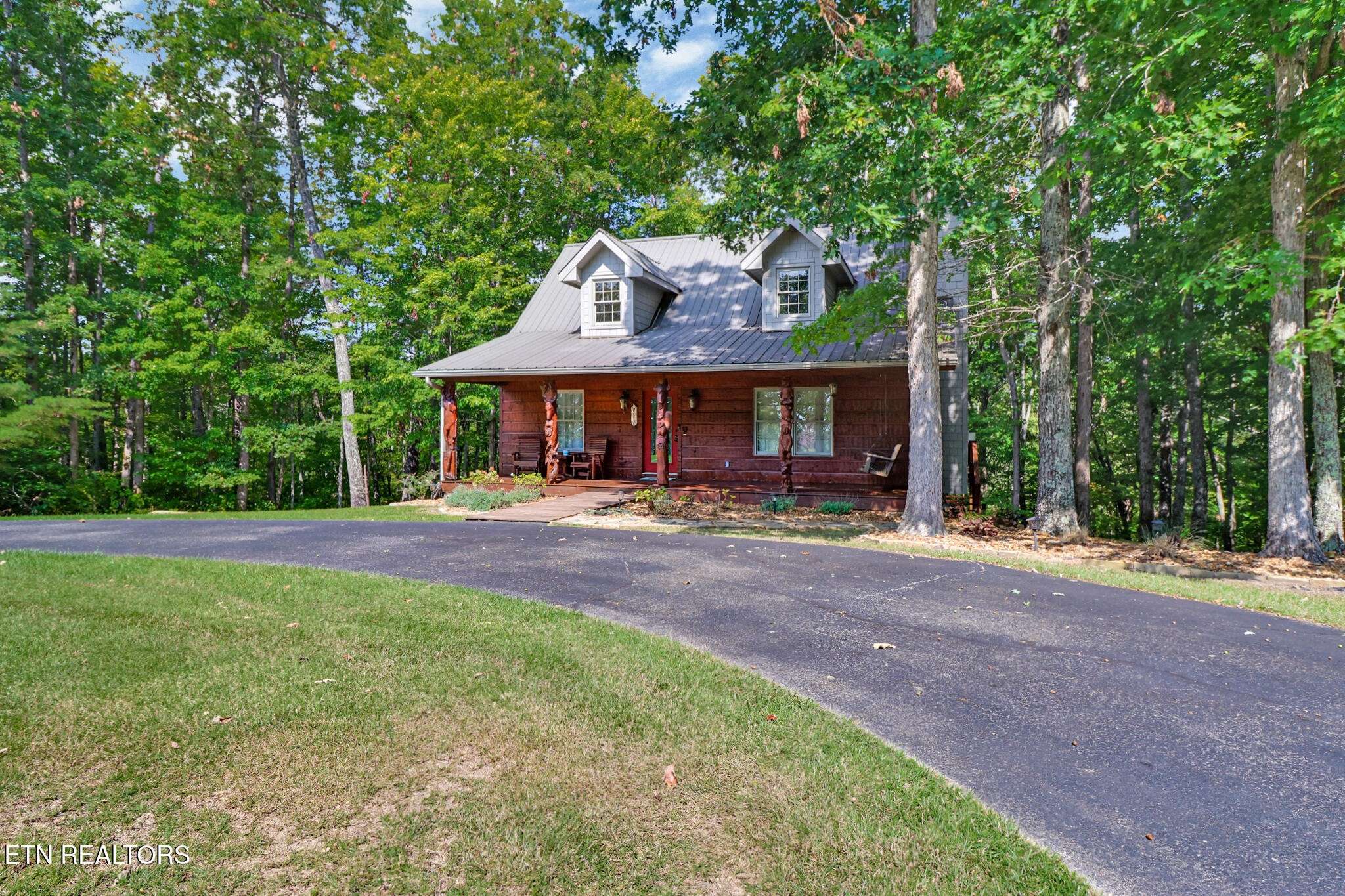 1150 Grandview Way, Jamestown, TN 38556