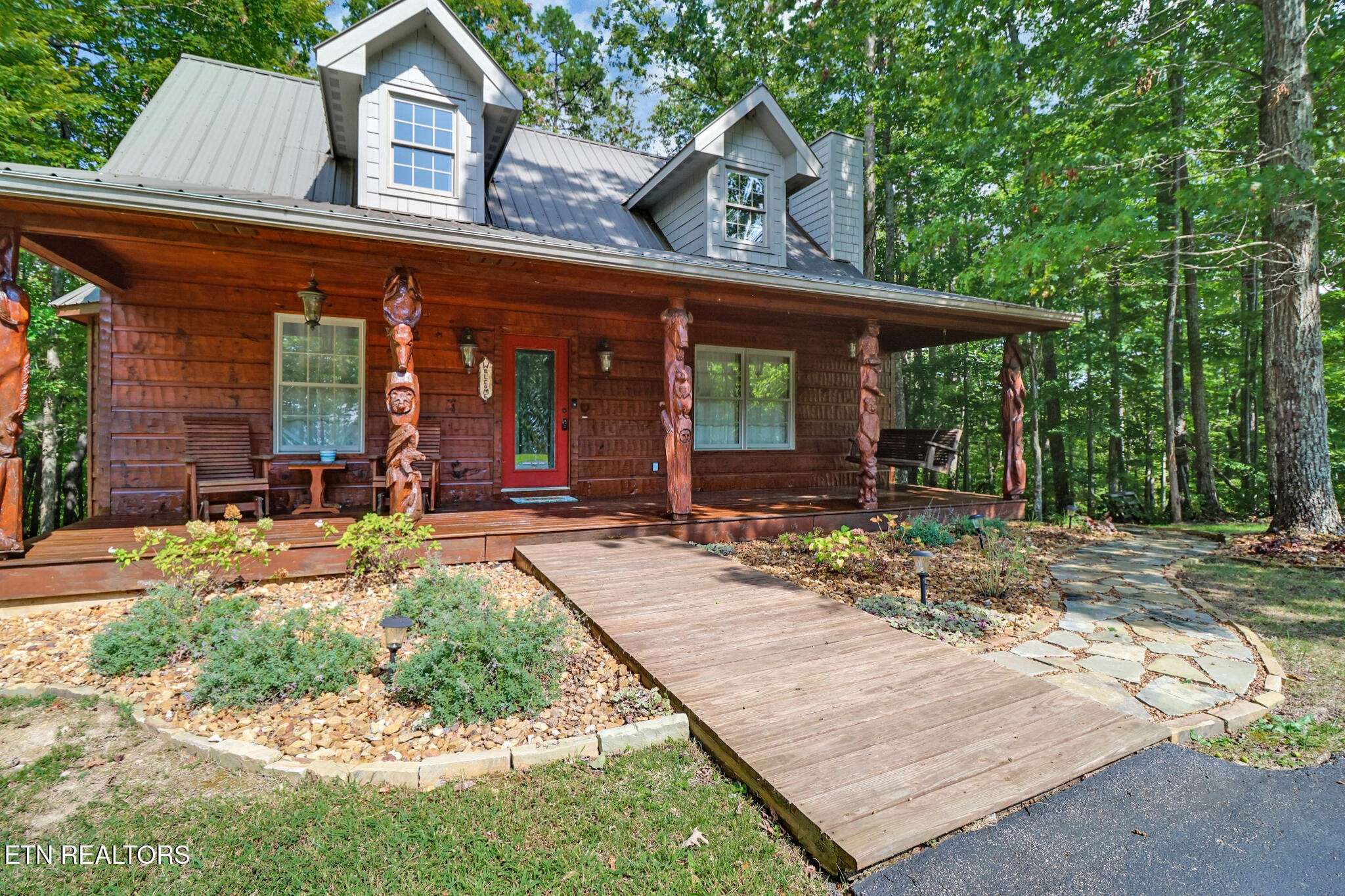 1150 Grandview Way, Jamestown, TN 38556