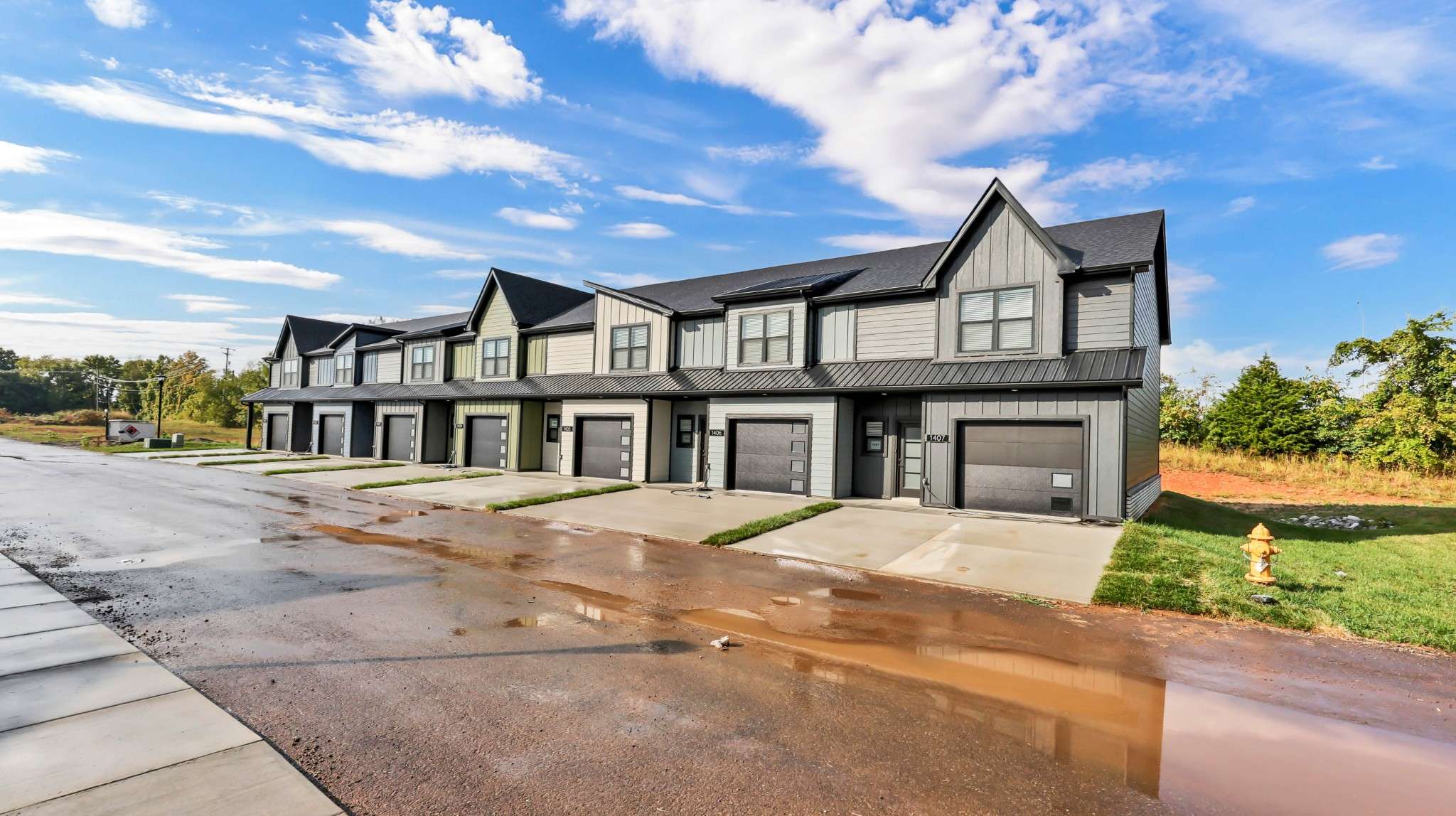 1402 Jonathan Wade Circle #1402, Clarksville, TN 37043