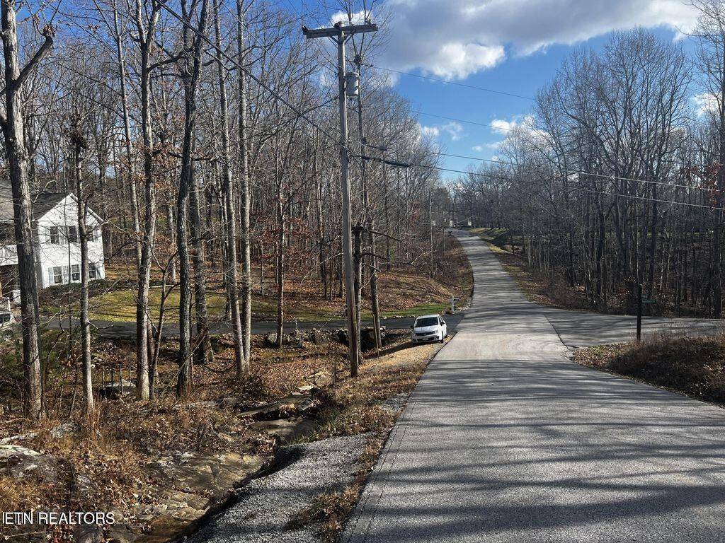 130 Baltusrol Rd, Crossville, TN 38558