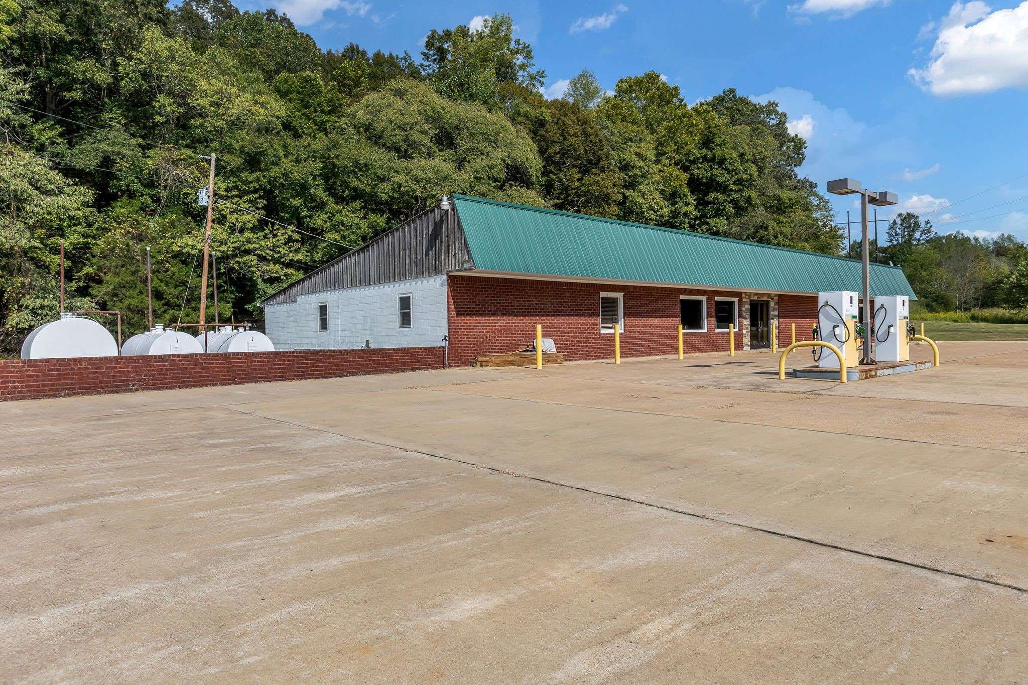 1271 Highway 50 #E, Centerville, TN 37033