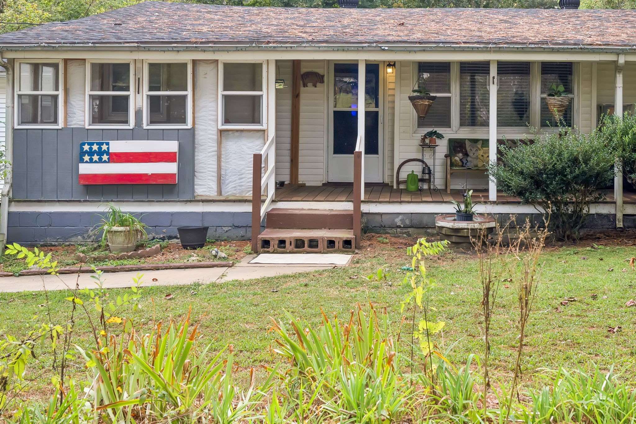 1826 Palmyra Rd, Palmyra, TN 37142