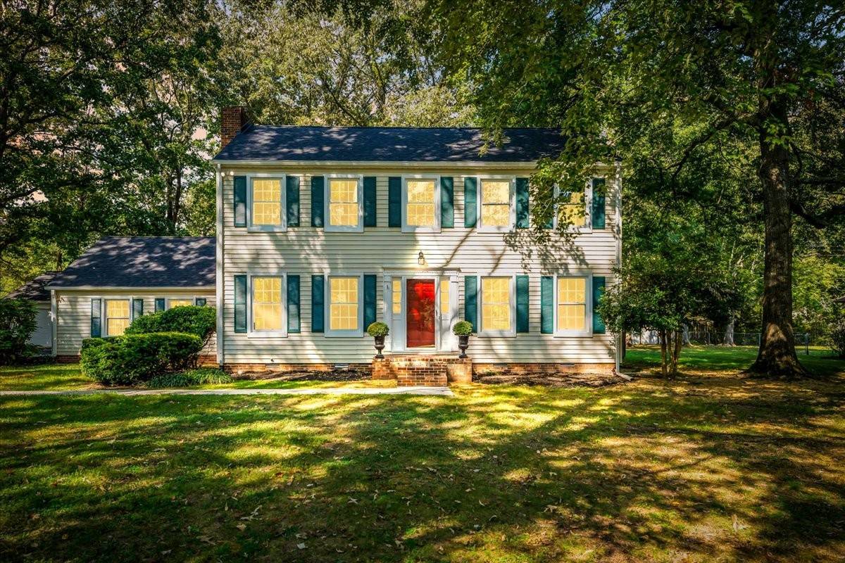 302 Marbeth Ln, Tullahoma, TN 37388