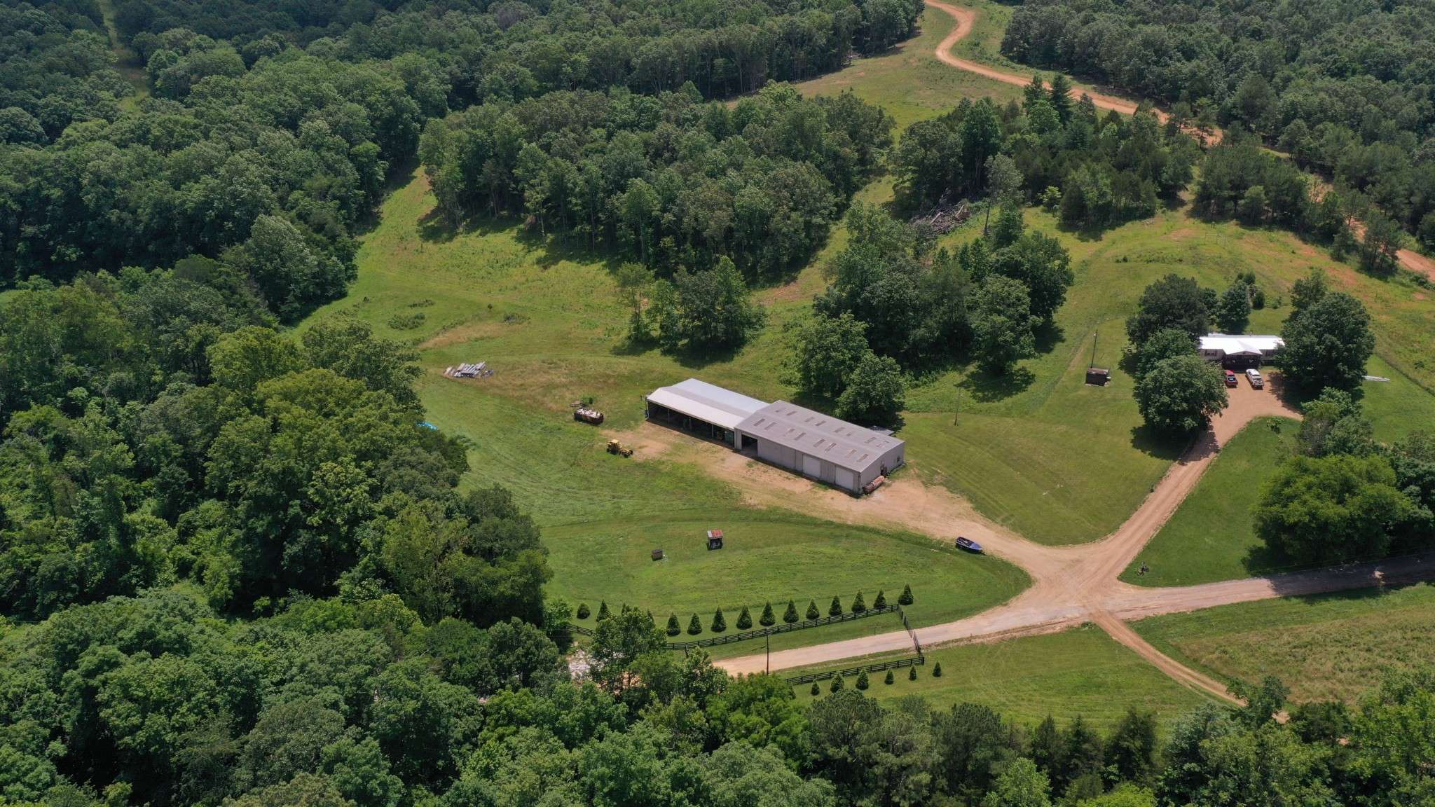 1092 Shoulder Strap Branch Rd, Vanleer, TN 37181