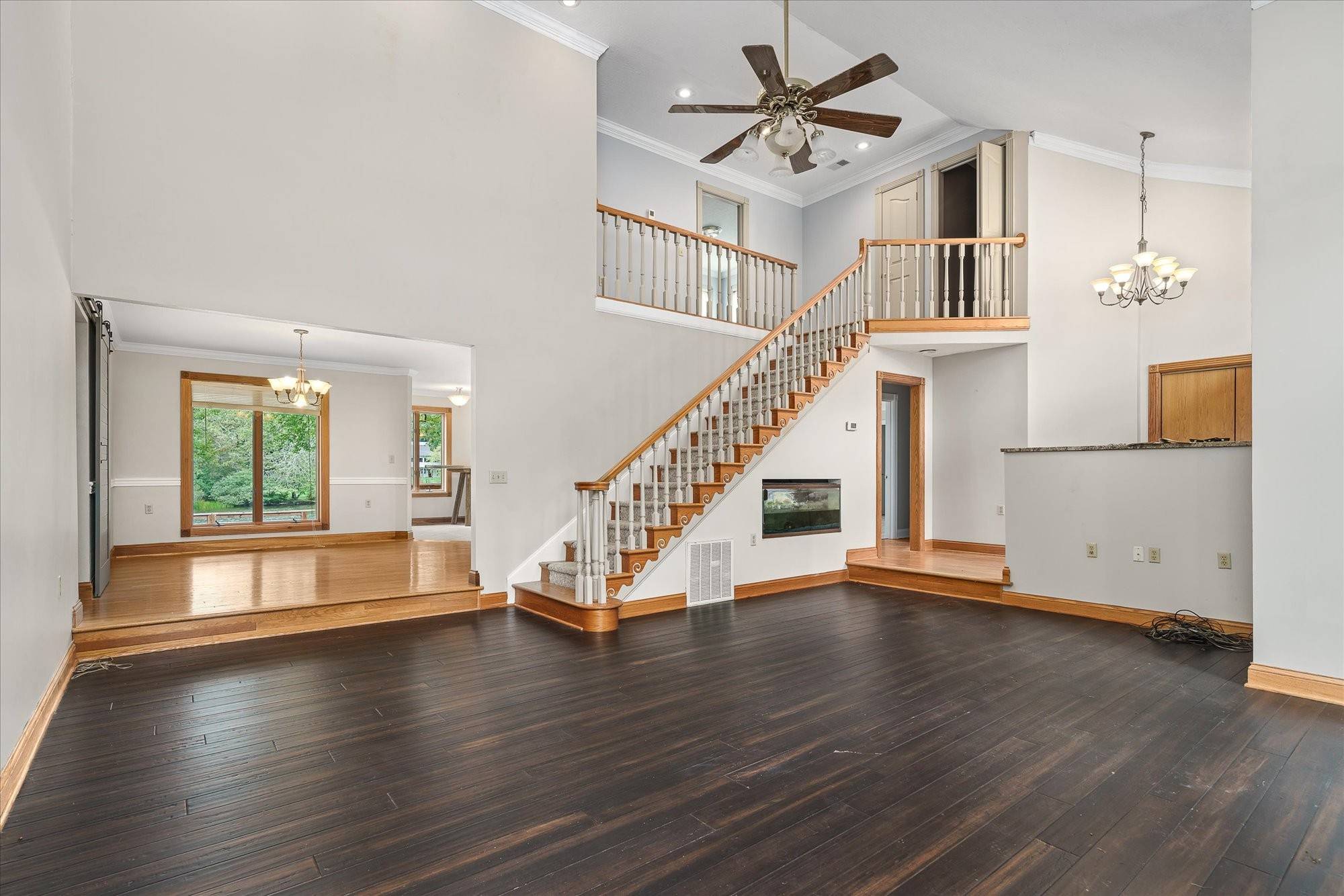 8537 Cherokee Trl, Crossville, TN 38572